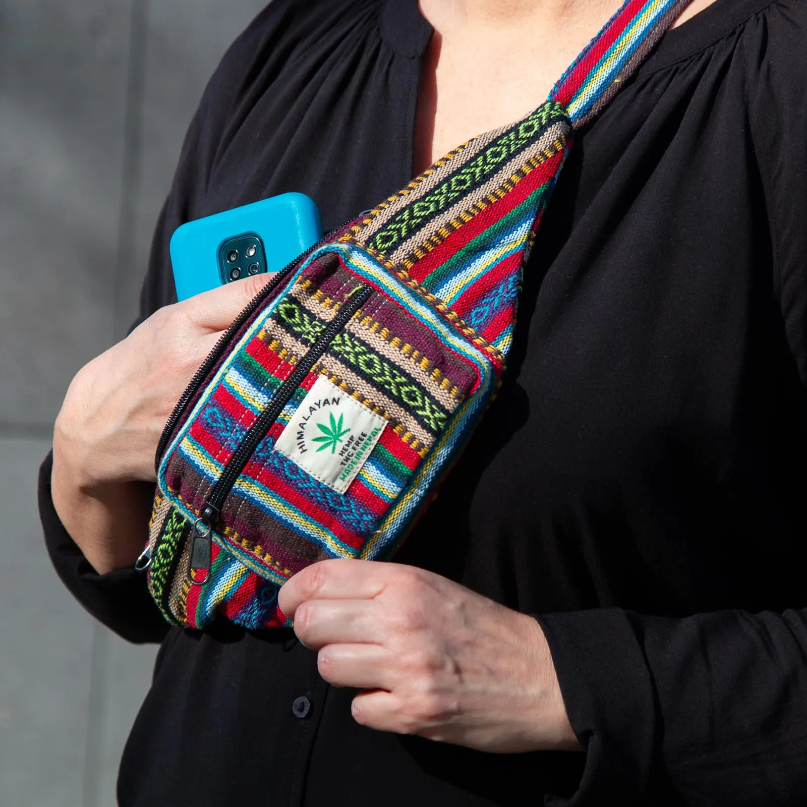 Marsupio Himalayan Hemp, ogni marsupio è un pezzo unico con stile, hipbag sostenibile in canapa, realizzato a mano in Nepal, Colore: rosso, s - immagine 5