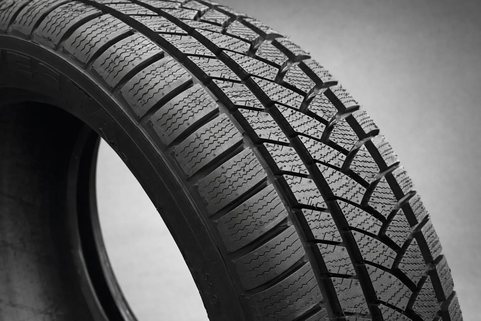 Pneumatico Invernale 205/55 R16 91V – Winter Grip M79T di MTD PLUS GREEN – Certificato ECE108 M+S / 3PMSF – Made in Italy – Aderenza Top su Neve Pioggia e Ghiaccio – Affidabile e Low Cost - immagine 3