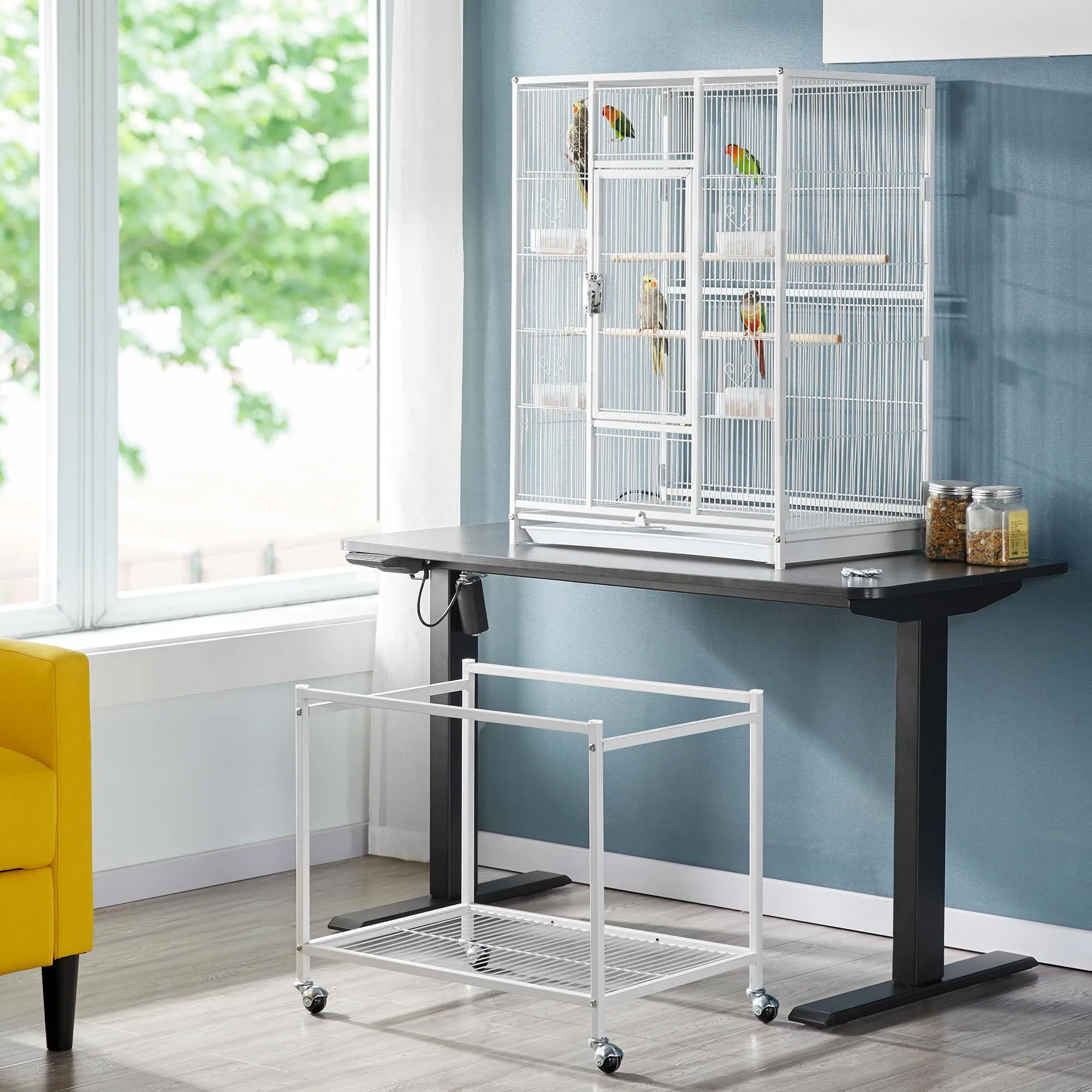 Yaheetech Gabbia Uccelli Piedistallo Staccabile 62 × 43 × 136 cm Bianca - immagine 4