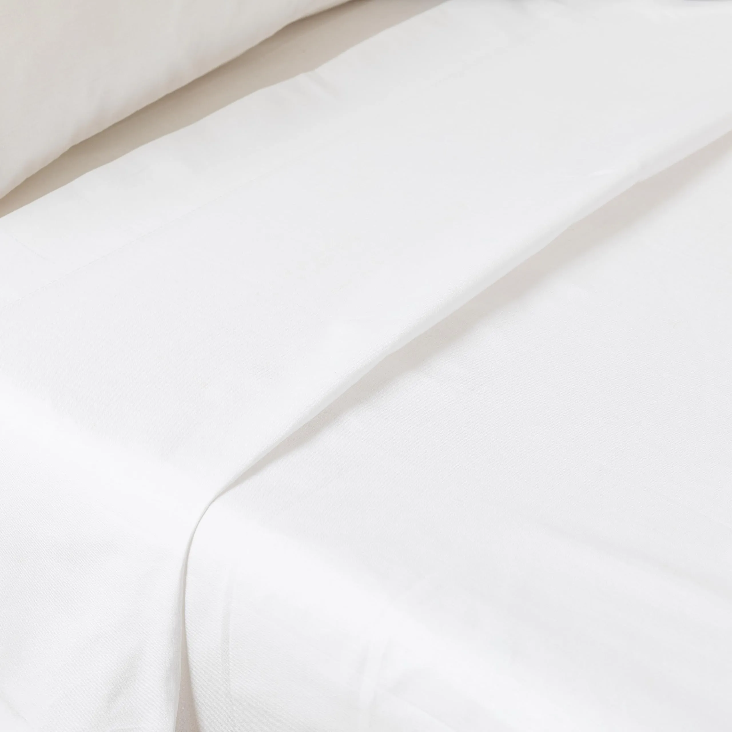 TRAMAS+ Set di Lenzuola per Culla e Miniculla, Lenzuola 100% Cotone Super Morbido per Bebè, Tessili per Cameretta 3 Pezzi con Disegni Allegri - Culla - 60x120 cm, Bianco - immagine 2
