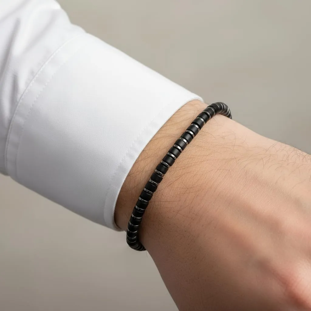 10:10 Bracciale uomo pietre naturali di Agata nera, ematite e acciaio inossidabile. Braccialetto artigianale regolabile, comodo e resistente - Made In Italy (Agata Nera) - immagine 3