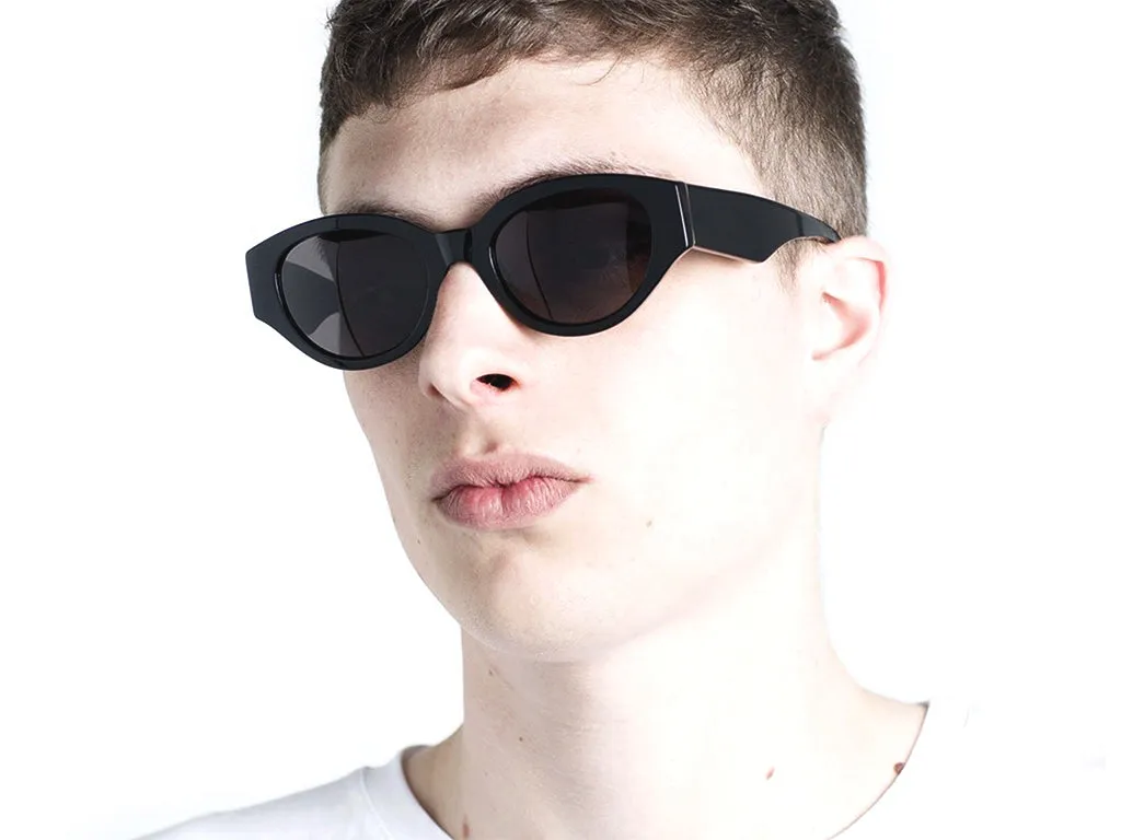 Retrosuperfuture L3I DREW MAMA BLACK Occhiali da sole Acetato Nero Nero Rotonda Normale - immagine 4