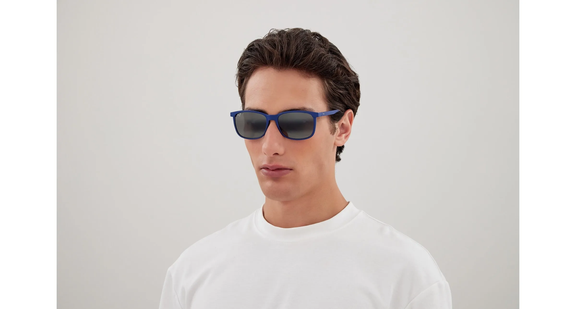 Maui Jim MJ0672S 003 Occhiali da sole Iniettato Blu Grigio Squadrata - immagine 4