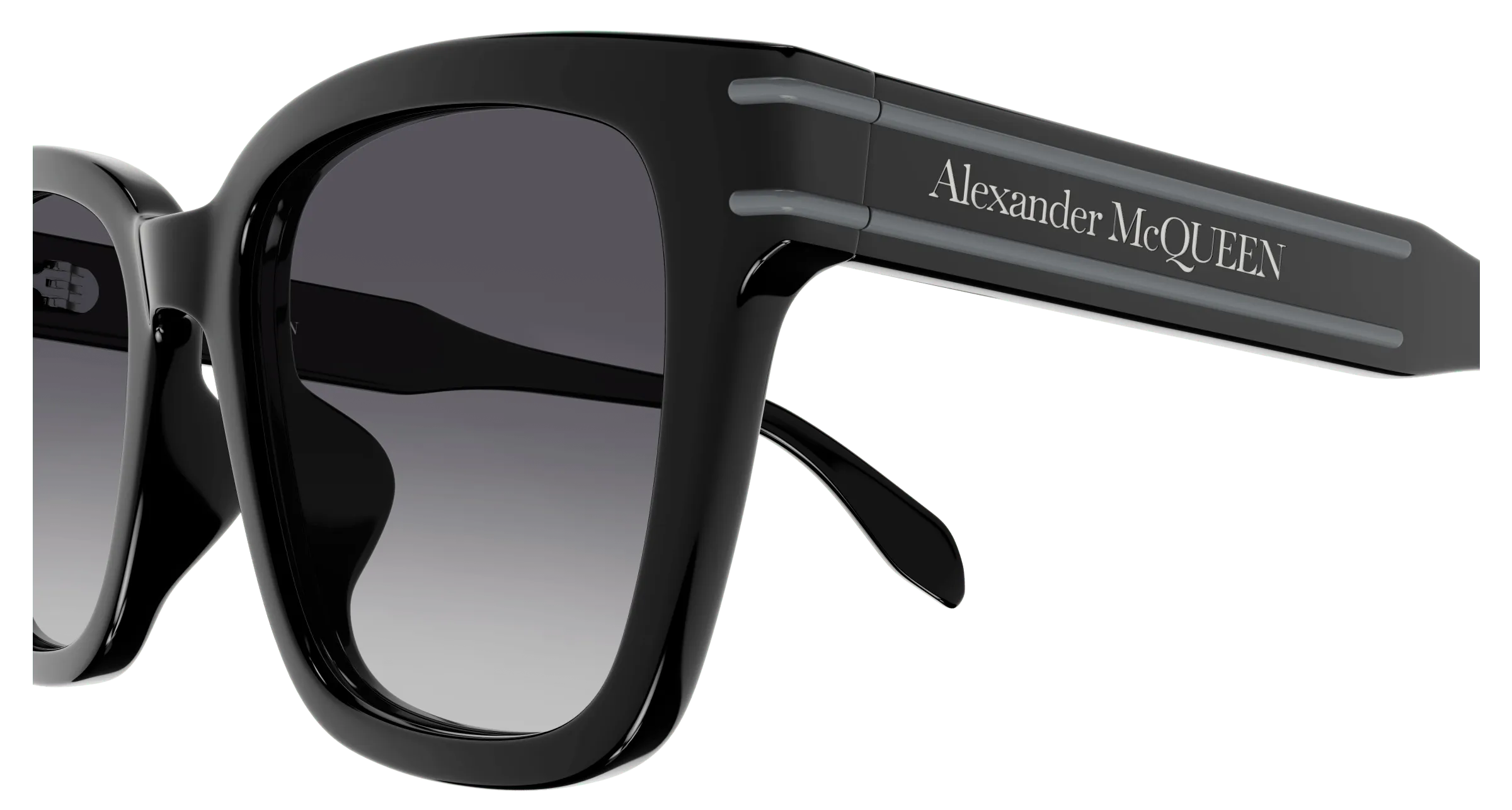 Alexander McQueen AM0399SA 001 Occhiali da sole Acetato Nero Grigio Cat Eye Sfumato - immagine 4