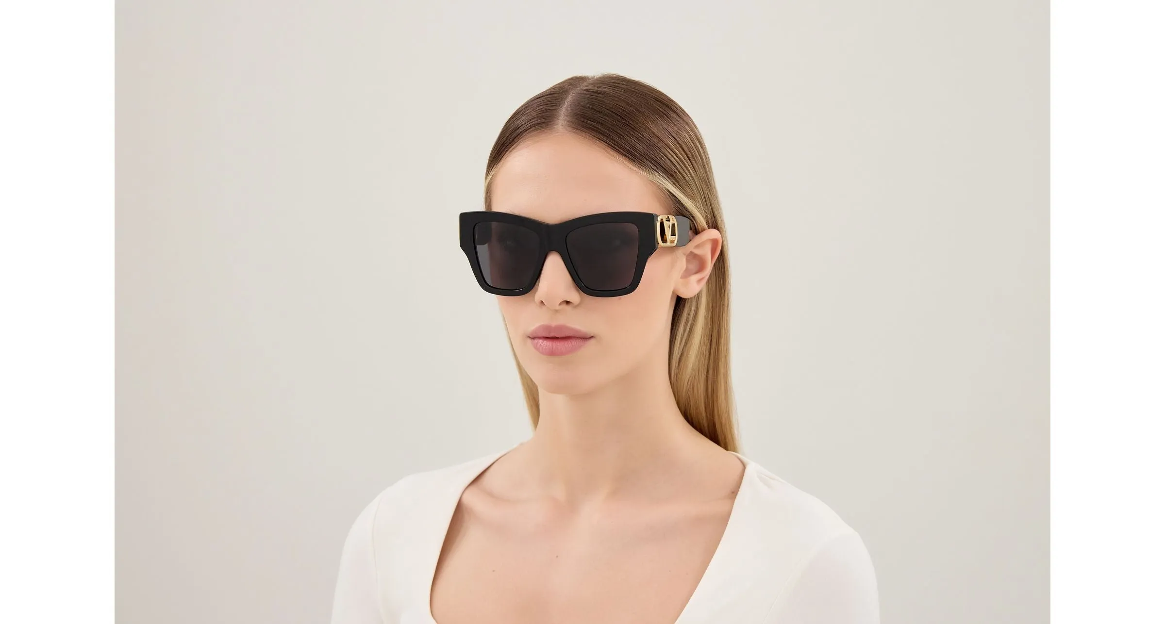 Valentino VG0052S 001 Occhiali da sole Acetato Nero Grigio Farfalla - immagine 3