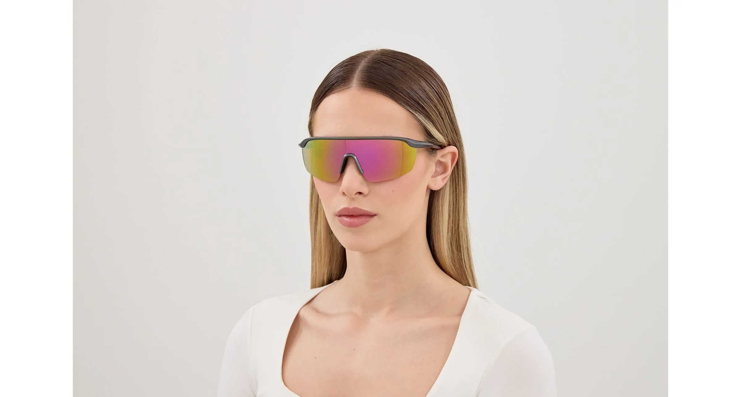 Maui Jim MJ0347S 008 Occhiali da sole Bio-iniettato Argento Viola Avvolgente - immagine 2