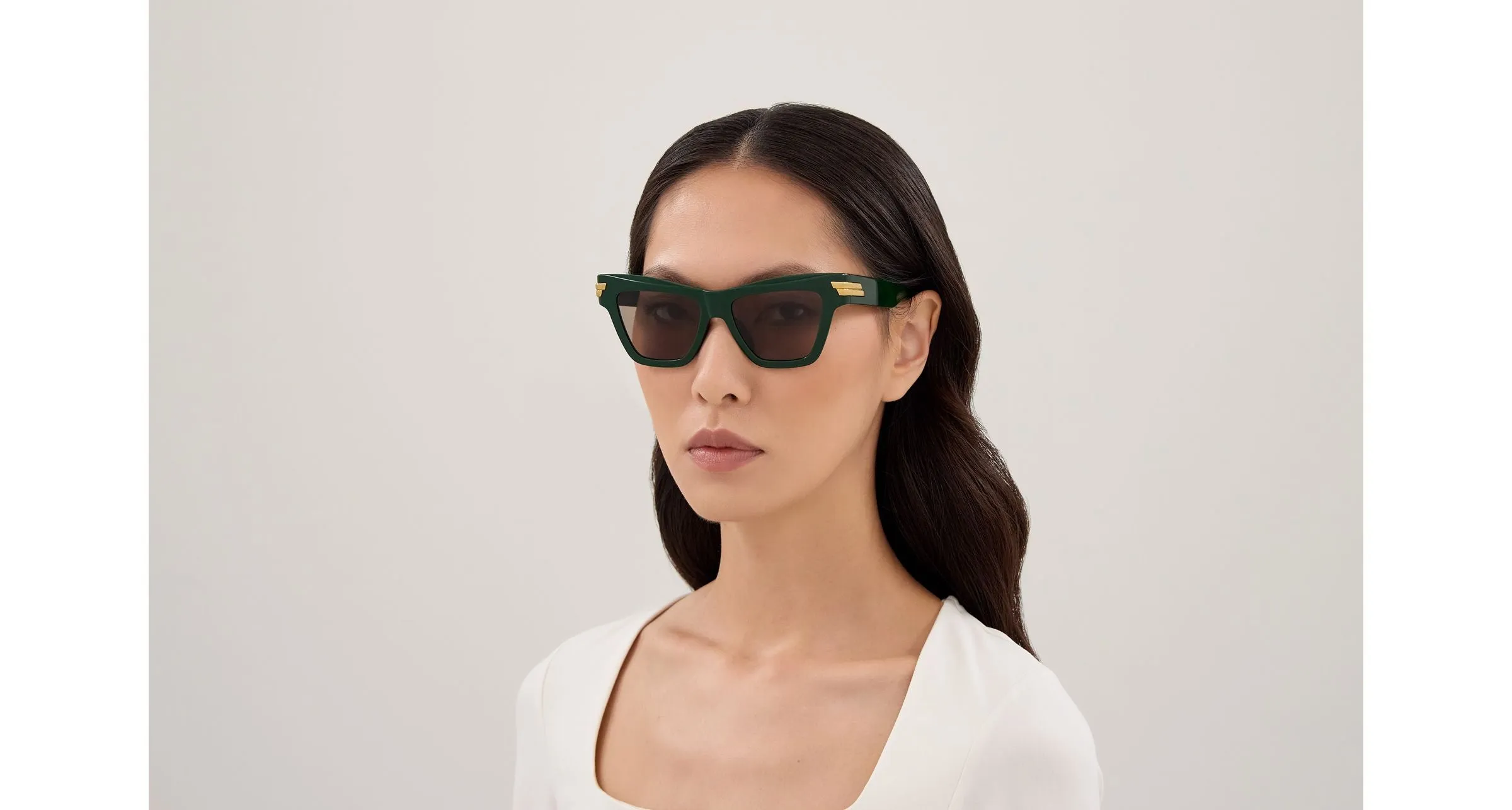 Bottega Veneta BV1489S 005 Occhiali da sole Acetato Verde Marrone Cat Eye - immagine 2