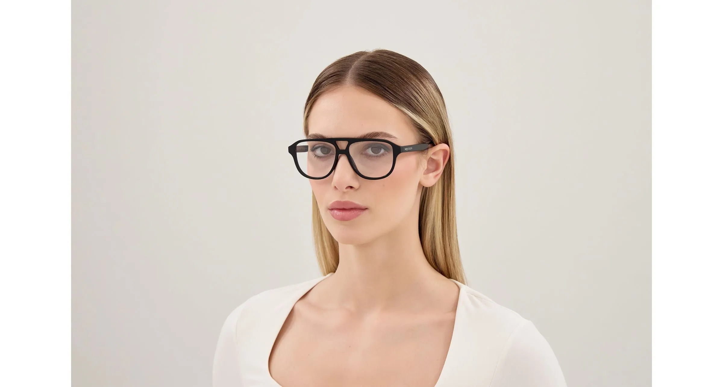 Alexander McQueen AM0574O 001 Montature da vista Acetato Nero Trasparente Pilot - immagine 2