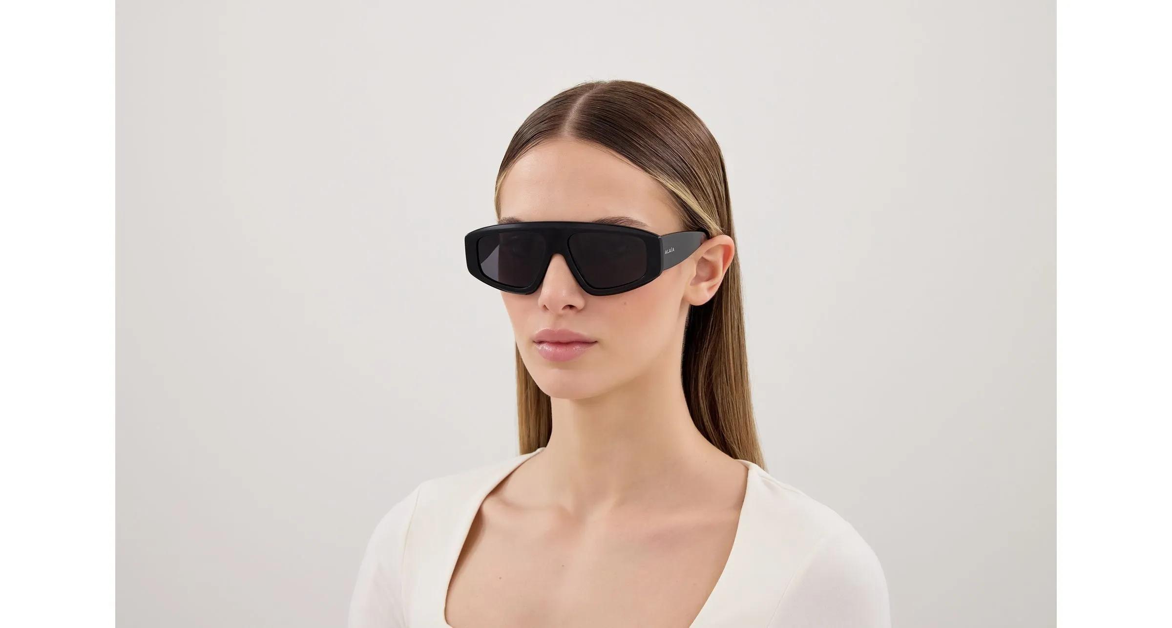 AZZEDINE ALAÏA AA0092S 001 Occhiali da sole Acetato Nero Grigio Maschera - immagine 4