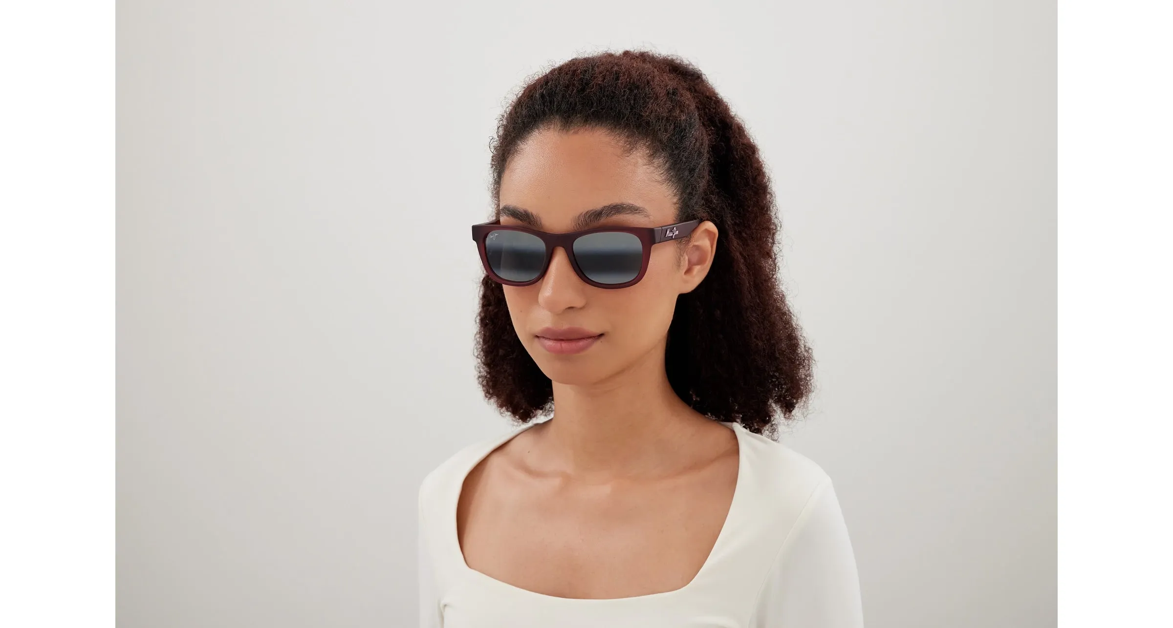 Maui Jim MJ0687S 004 Occhiali da sole Bio-iniettato Rosa Grigio Squadrata - immagine 4