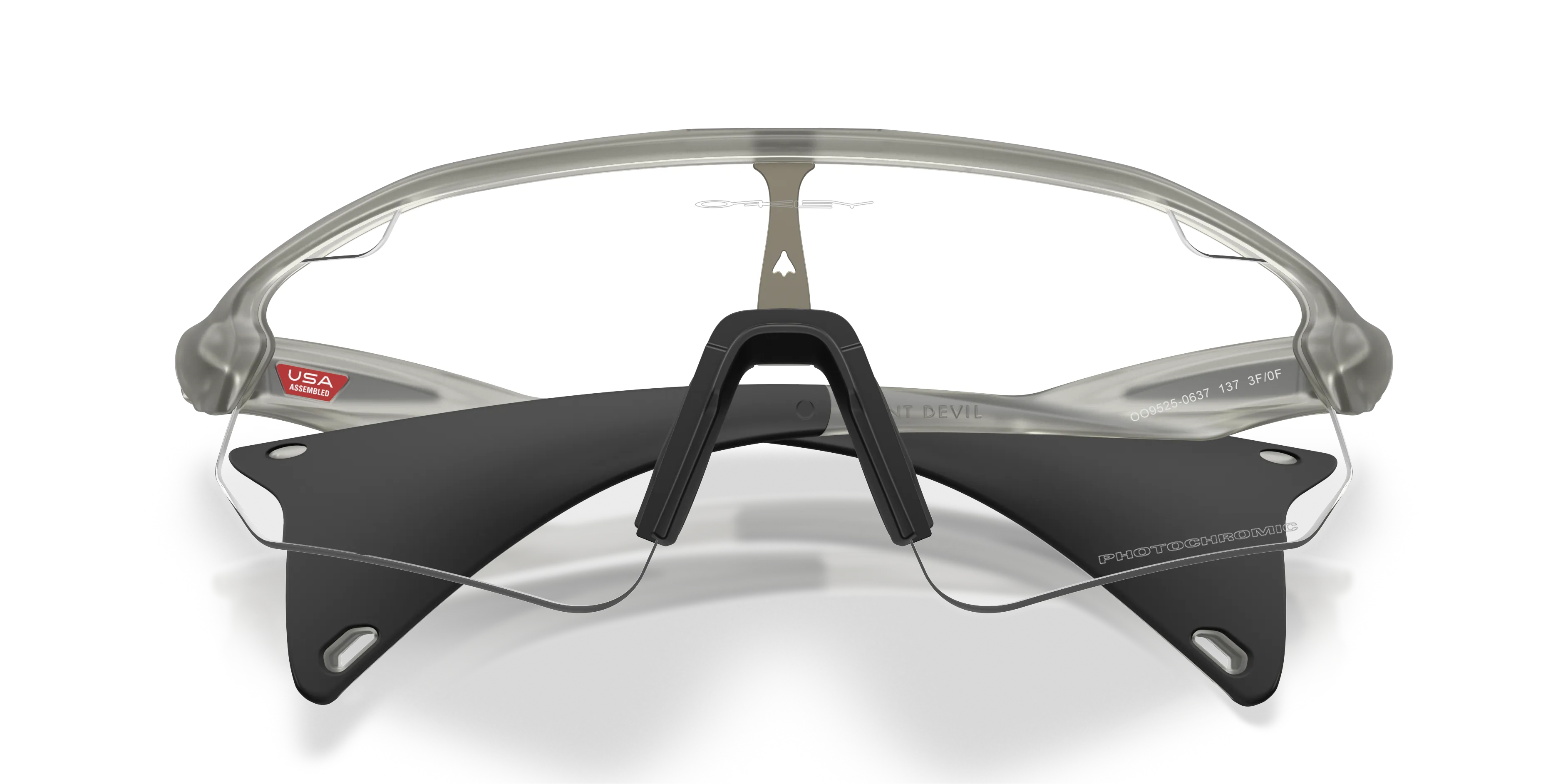 Oakley OO9525 STUNT DEVIL A 952506 Occhiali da sole O_Matter Grigio Grigio Squadrata Fotocromatiche - immagine 2