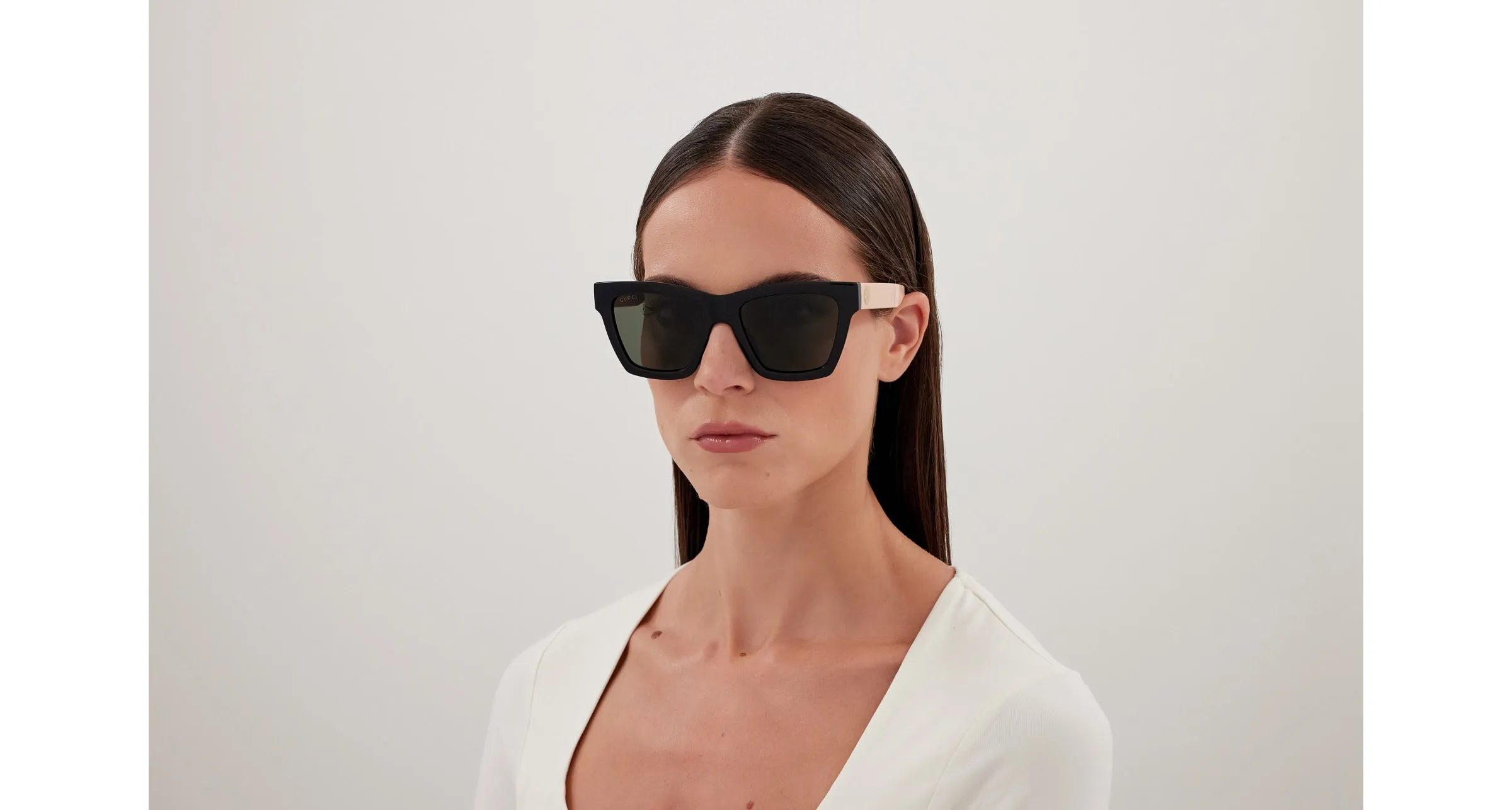 Gucci GG1714S 006 Occhiali da sole Iniettato Nero Grigio Cat Eye - immagine 4