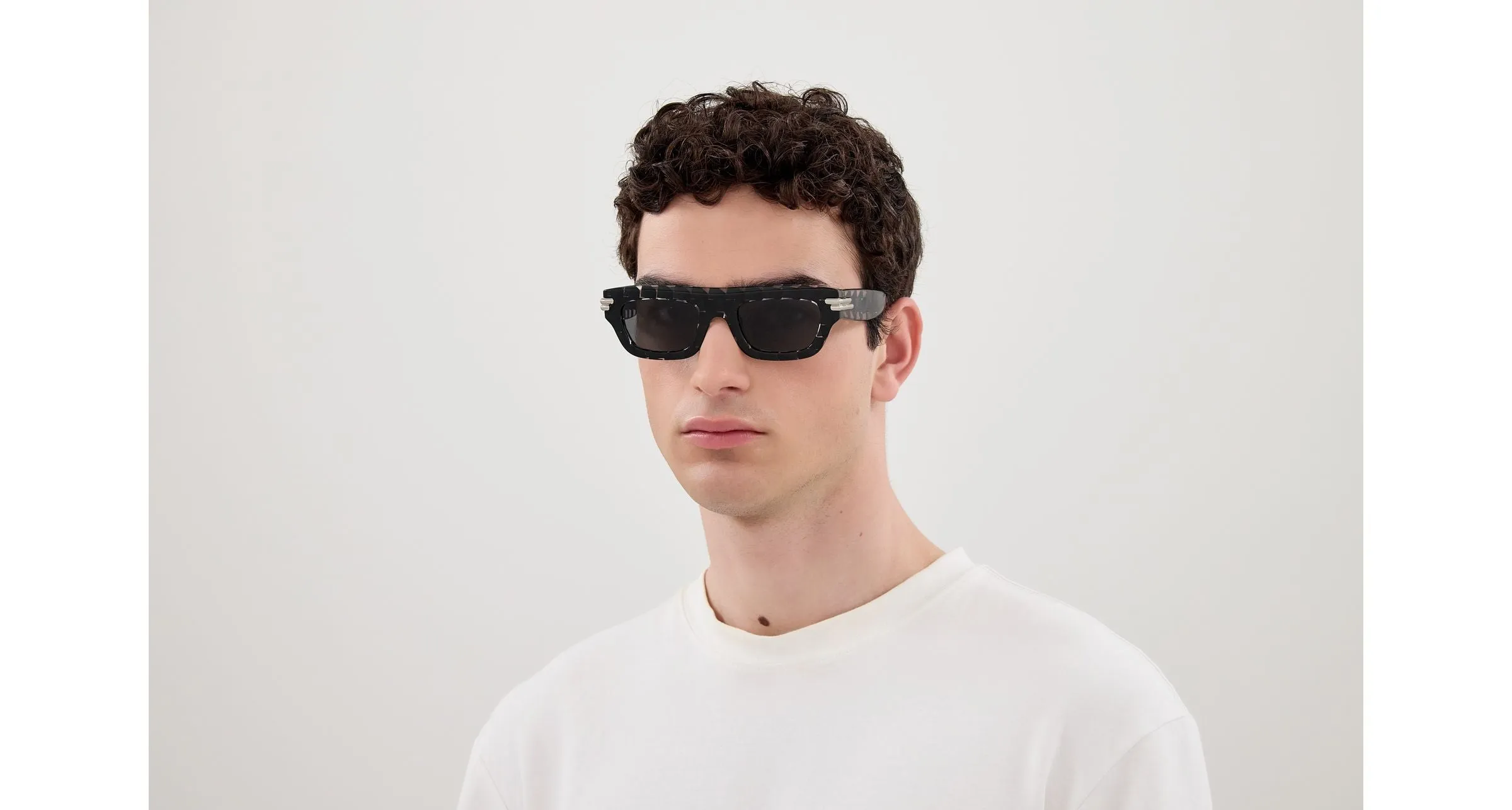 Bottega Veneta BV1321S 005 Occhiali da sole Acetato Nero Grigio Squadrata - immagine 4