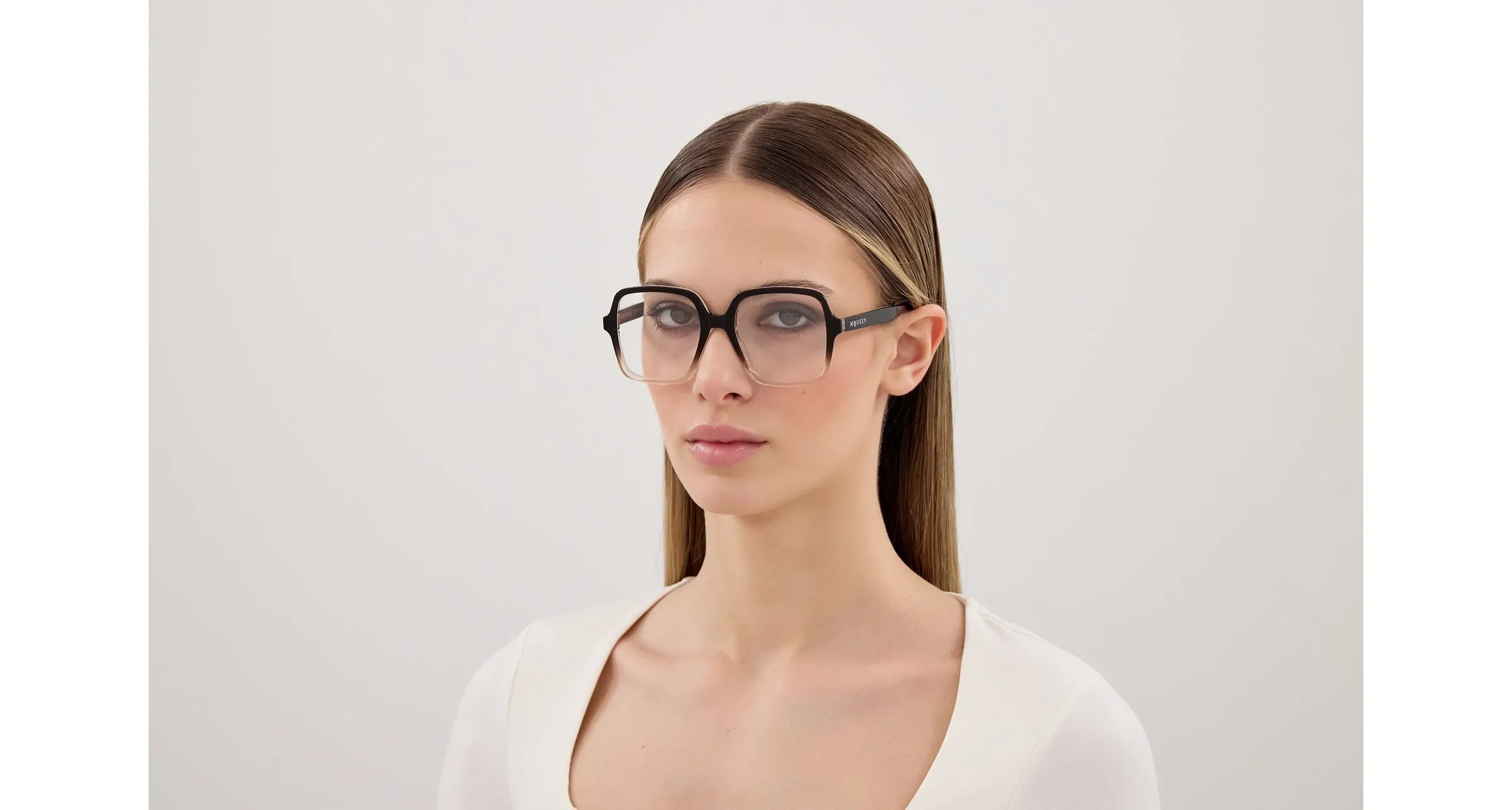 Alexander McQueen AM0538O 006 Montature da vista Acetato Marrone Trasparente Squadrata - immagine 4