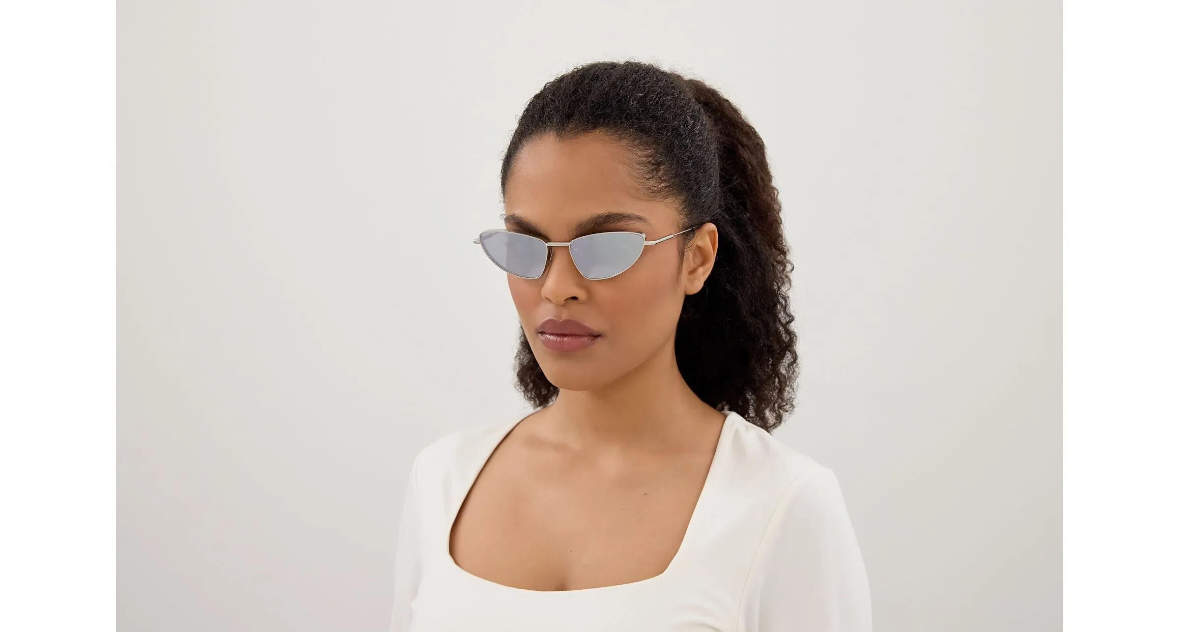 Alexander McQueen AM0522S 003 Occhiali da sole Acetato Argento Argento Cat Eye - immagine 4