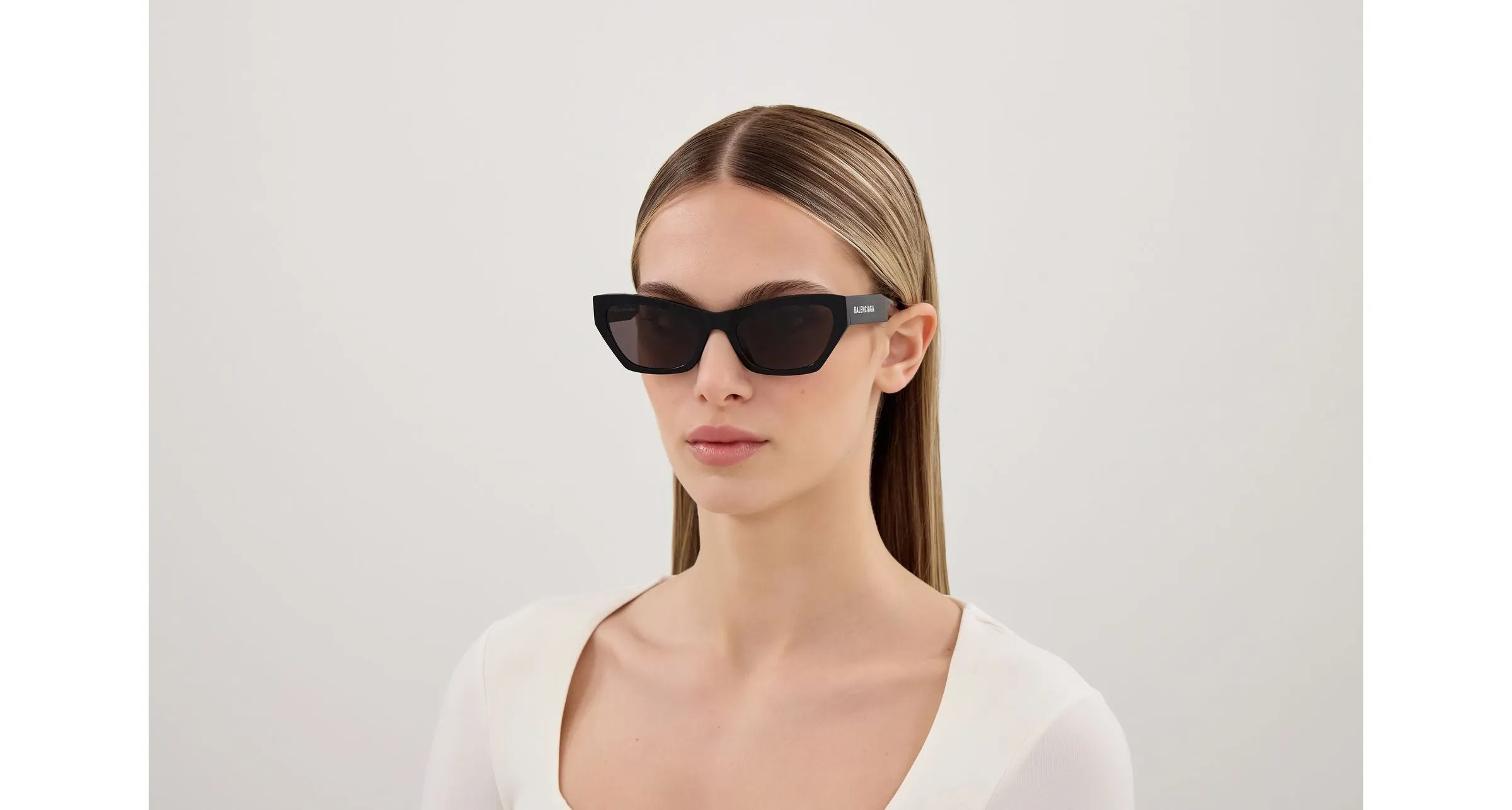 Balenciaga BB0447S 001 Occhiali da sole Acetato Nero Grigio Cat Eye - immagine 4