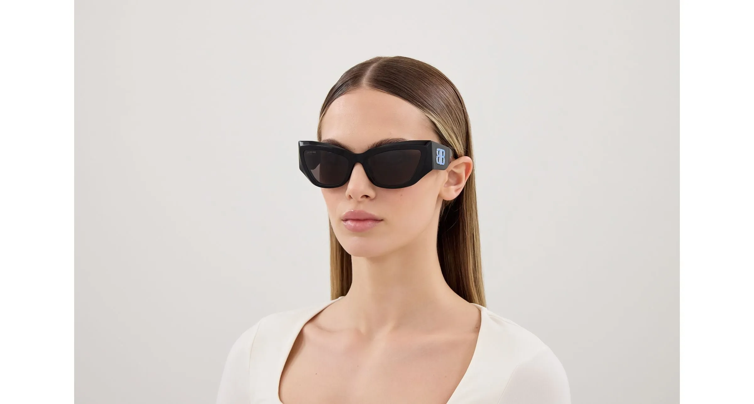 Balenciaga BB0444S 002 Occhiali da sole Acetato Nero Grigio Cat Eye - immagine 4