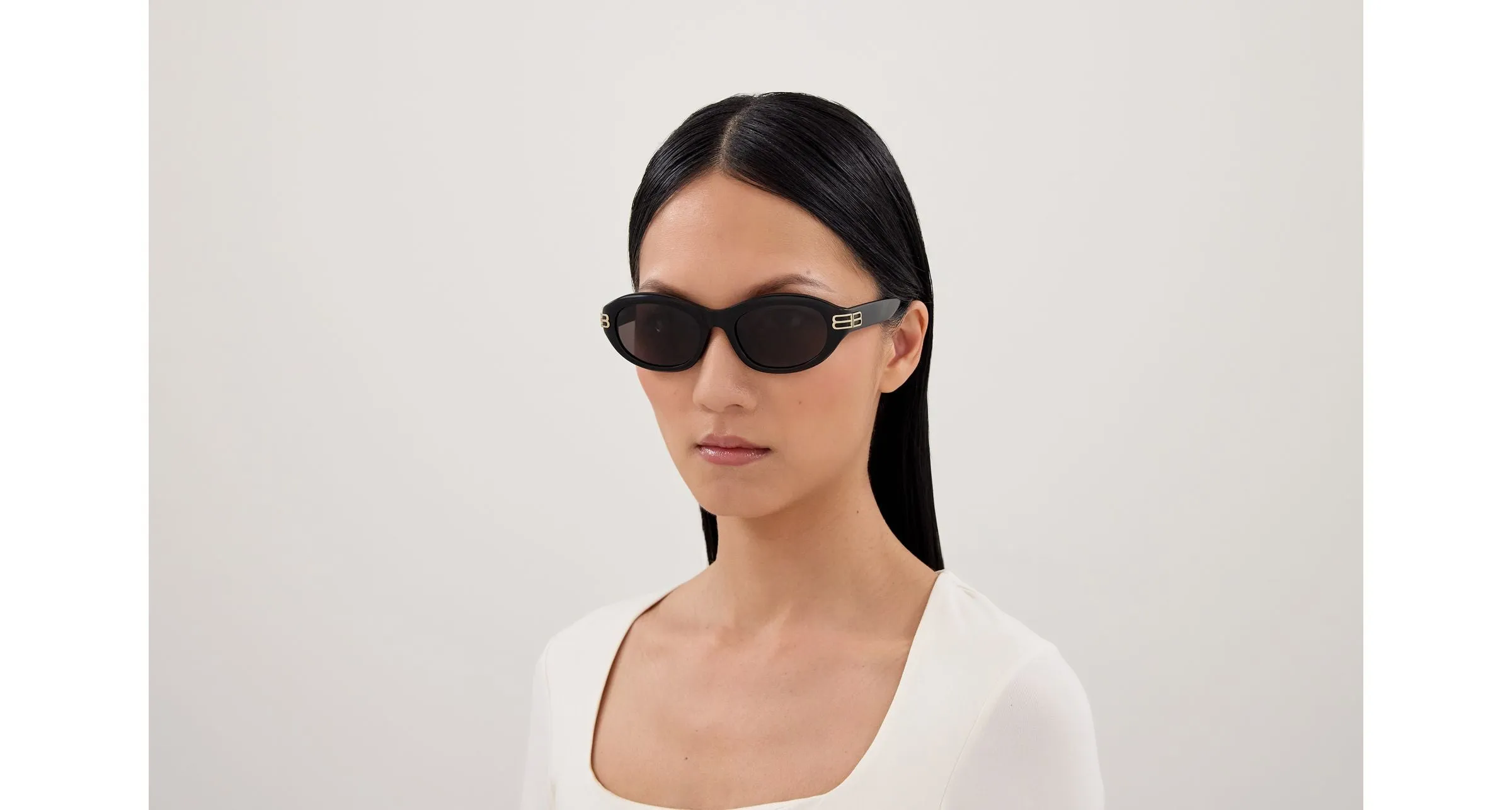 Balenciaga BB0434SK 001 Occhiali da sole Acetato Nero Grigio Rotonda - immagine 4