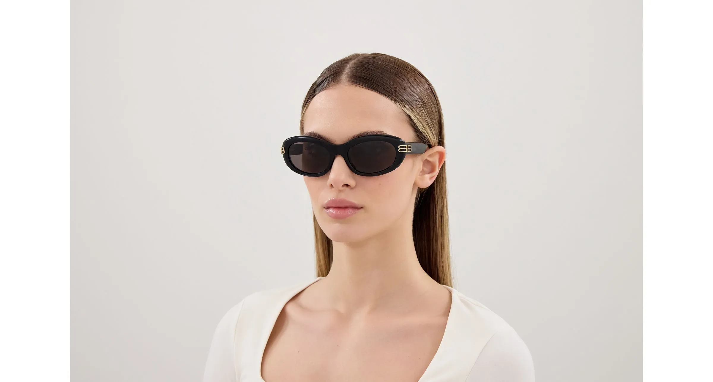 Balenciaga BB0431S 001 Occhiali da sole Acetato Nero Grigio Rotonda - immagine 4