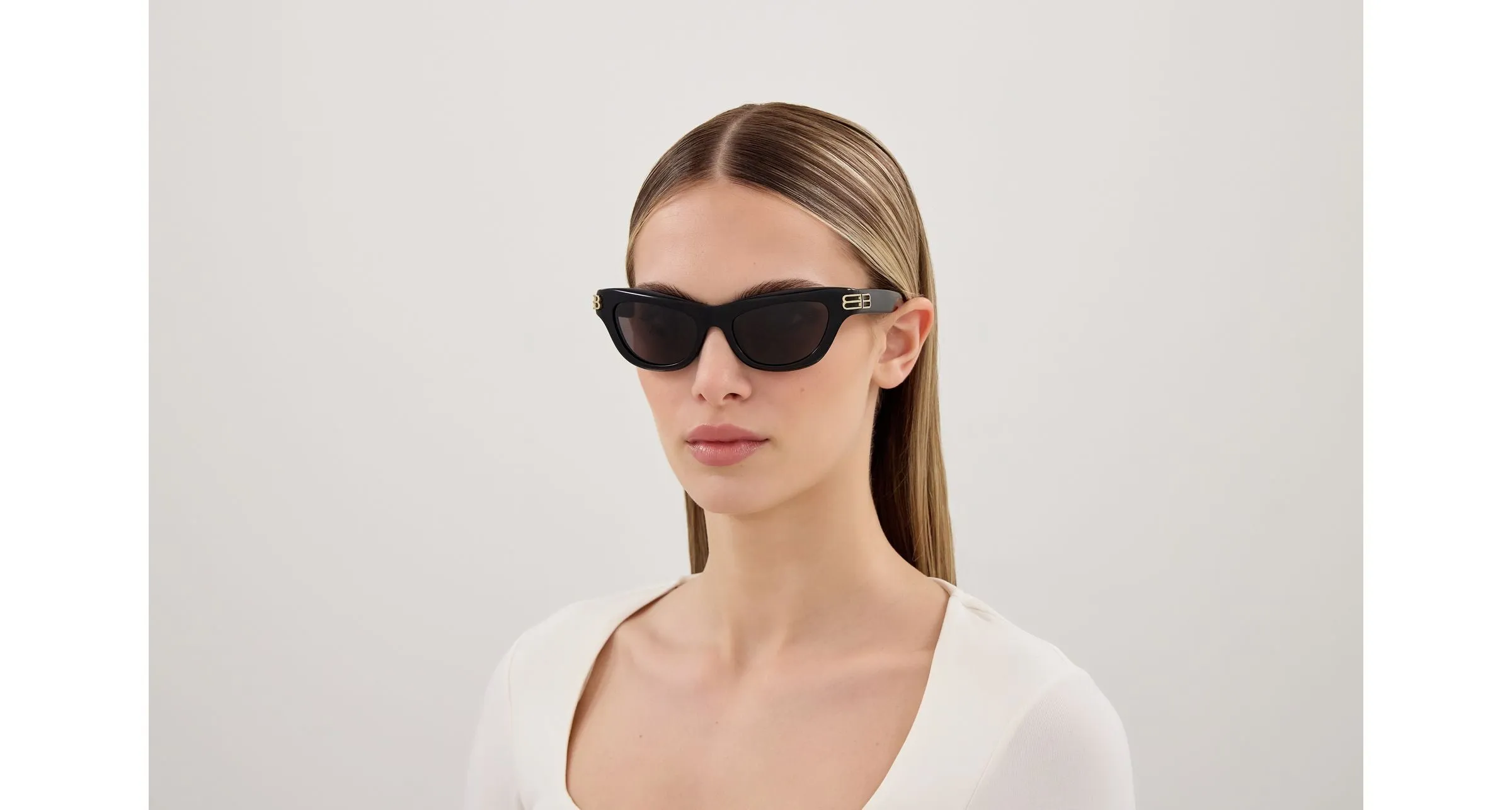 Balenciaga BB0430S 001 Occhiali da sole Acetato Nero Grigio Cat Eye - immagine 4