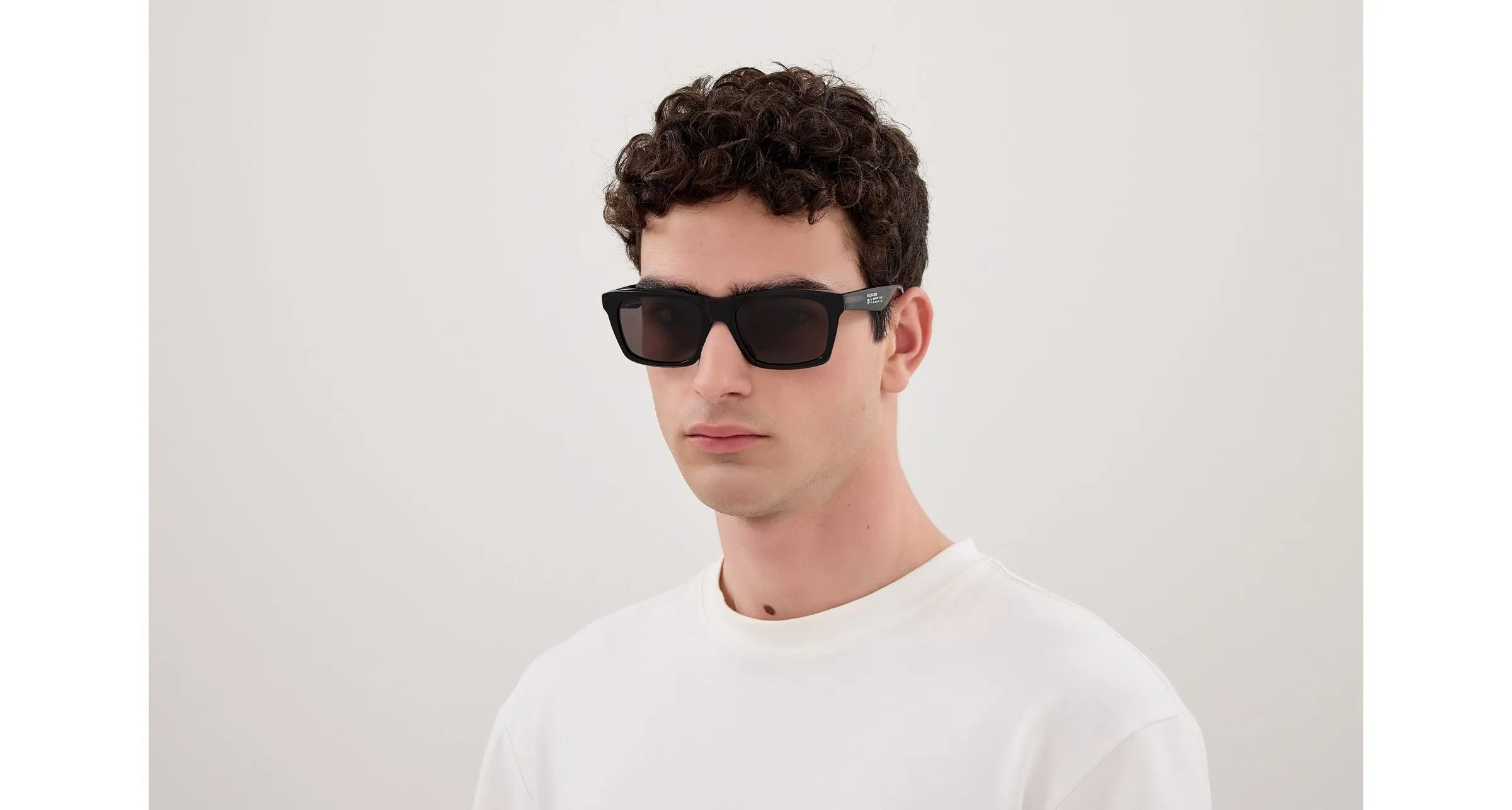 Balenciaga BB0423S 001 Occhiali da sole Acetato Nero Grigio Squadrata - immagine 4