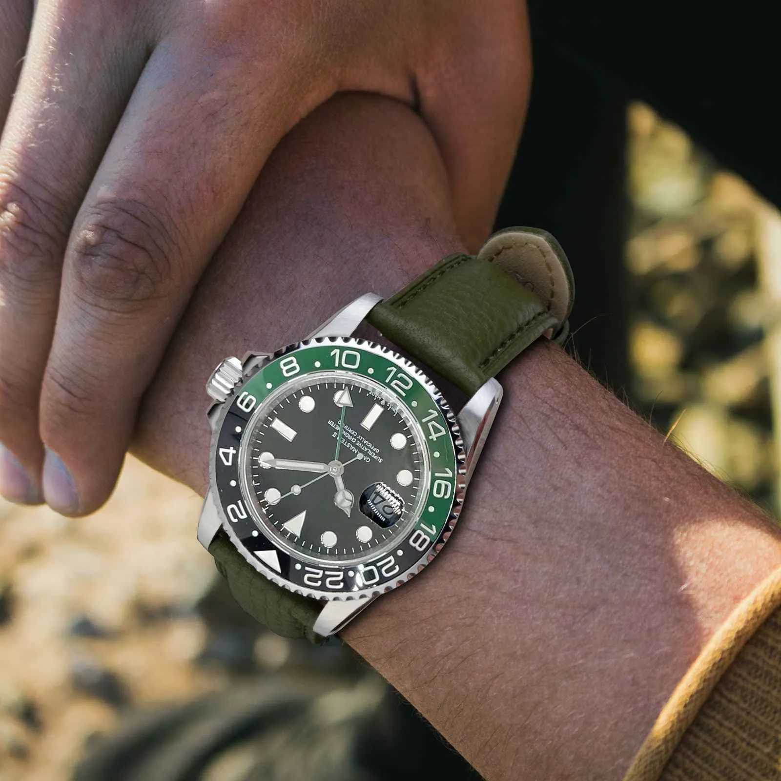 ANNEFIT Cinturino 18mm, Cinturini di Ricambio per Uomo e Donna con Fibbia Nero, Imbottito Testurizzato Pelle a Sgancio Rapido (Verde) - immagine 2