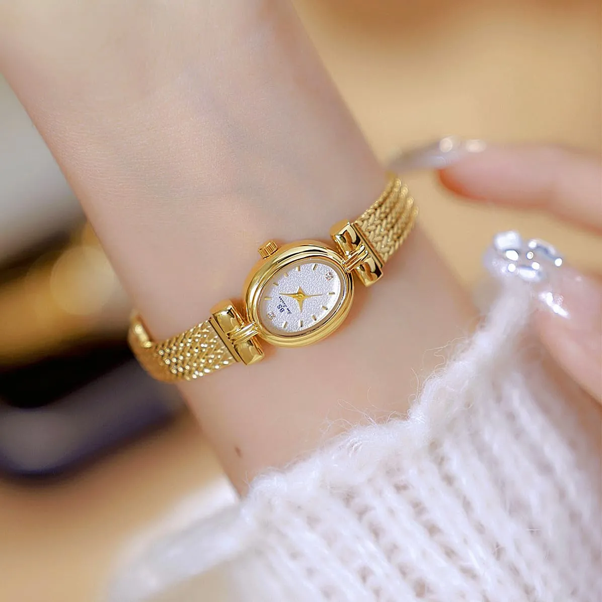CARLIEN Orologio da donna alla moda, piccolo, in oro, con quadrante ovale al quarzo, cinturino in pelle vintage, impermeabile, lusso, casual, bracciale da donna, marrone, nero, Oro bianco - immagine 6