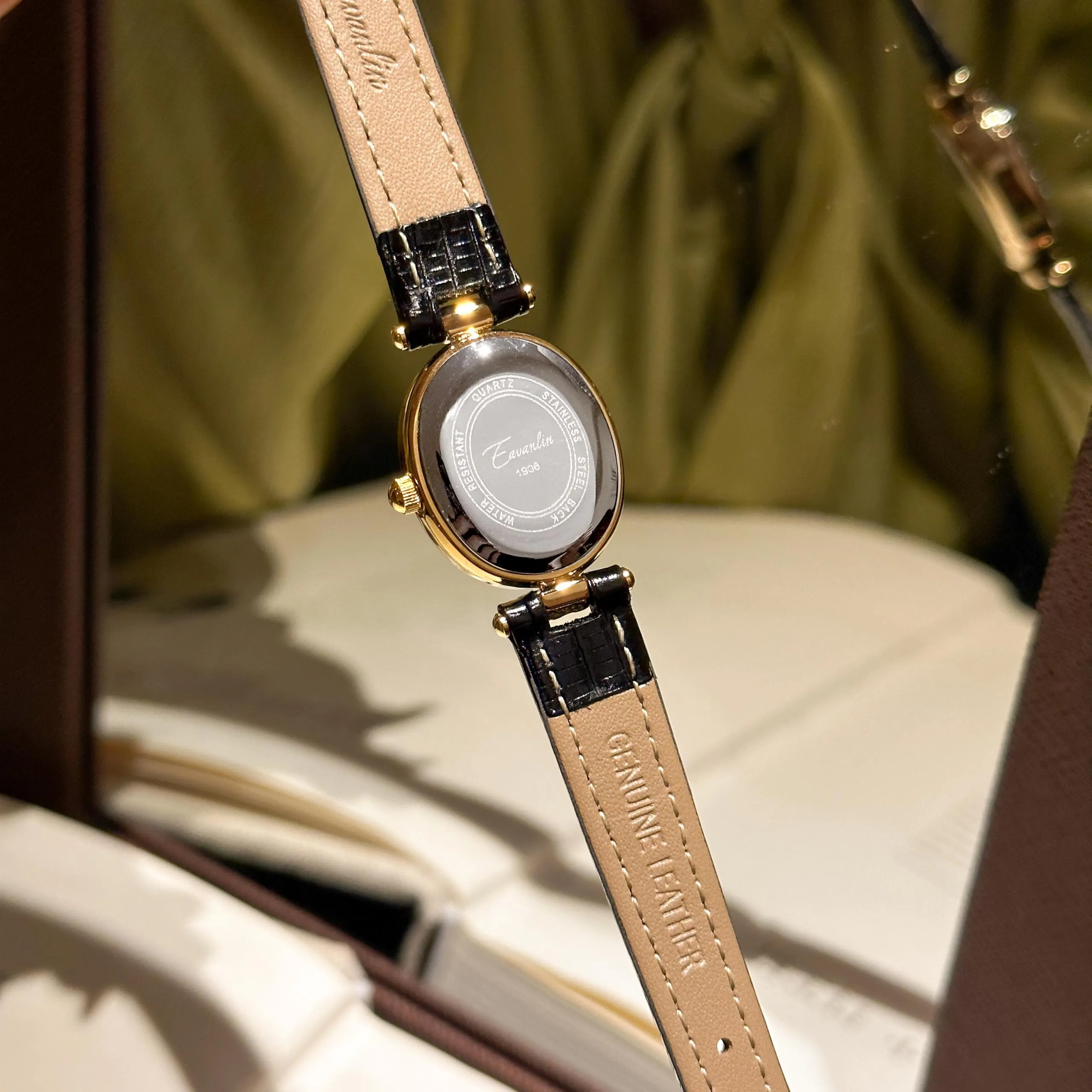 Orologi da polso da donna, alla moda, piccoli, ovali, dorati, al quarzo, vintage, con cinturino in pelle, impermeabili, di lusso, casual, da bracciale, marrone, nero, Verde nero - immagine 4