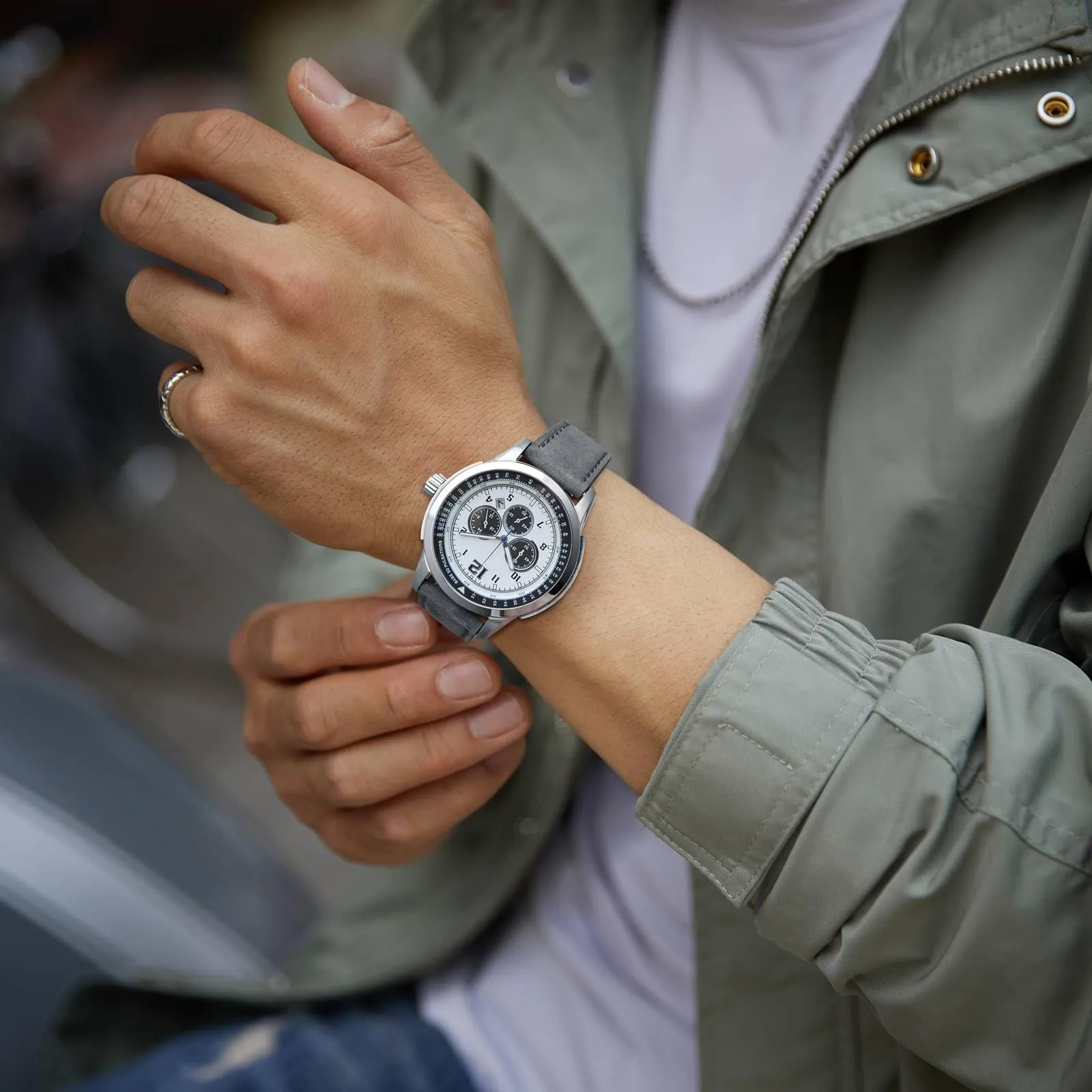 WOCCI 20mm Retrò Cinturino in Pelle per Uomo e Donna, Cinturino a Sgancio Rapido con Fibbia Nera (Grigio) - immagine 6