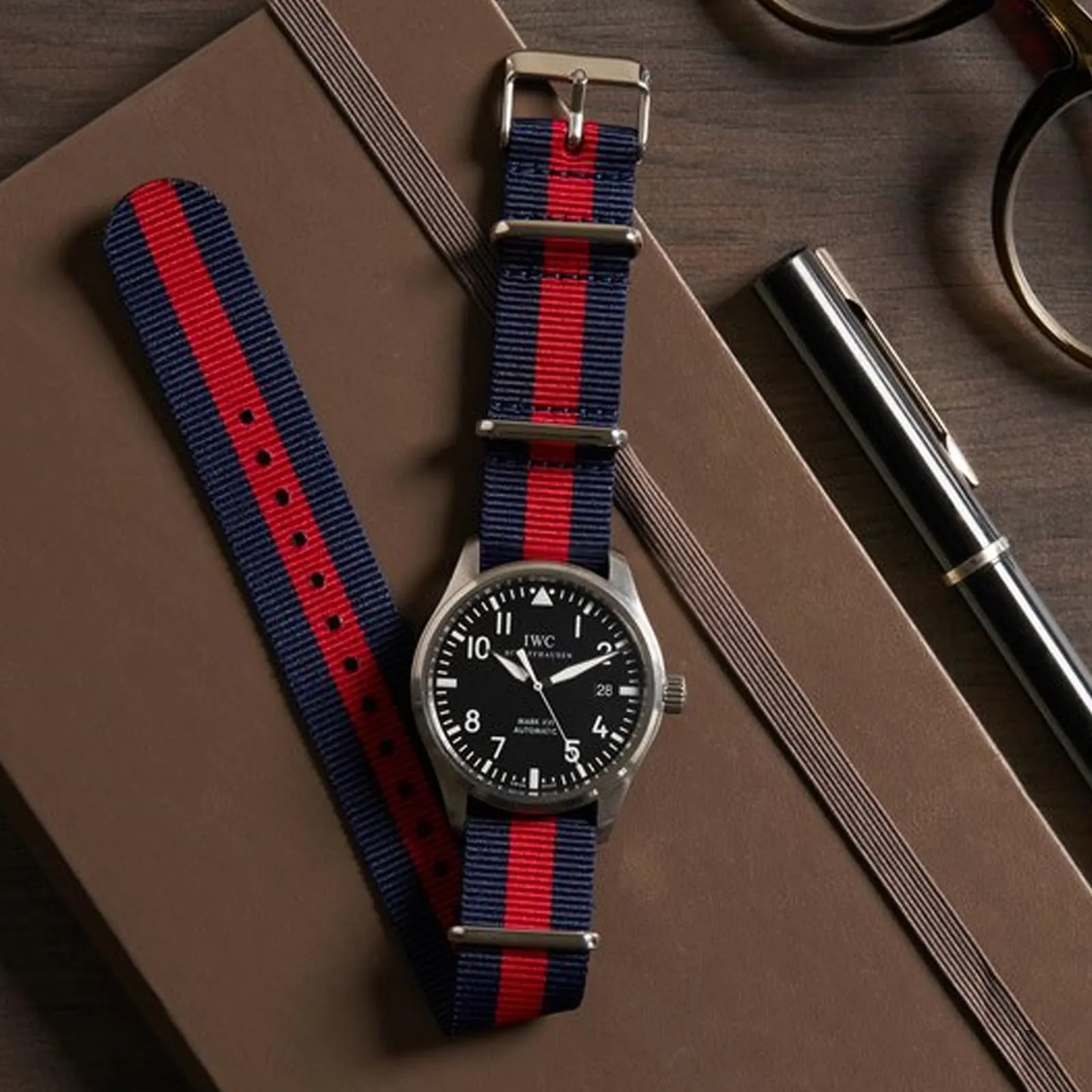 Cinturino NATO G10 in nylon militare - Blu navy e rosso, 20 mm - immagine 5