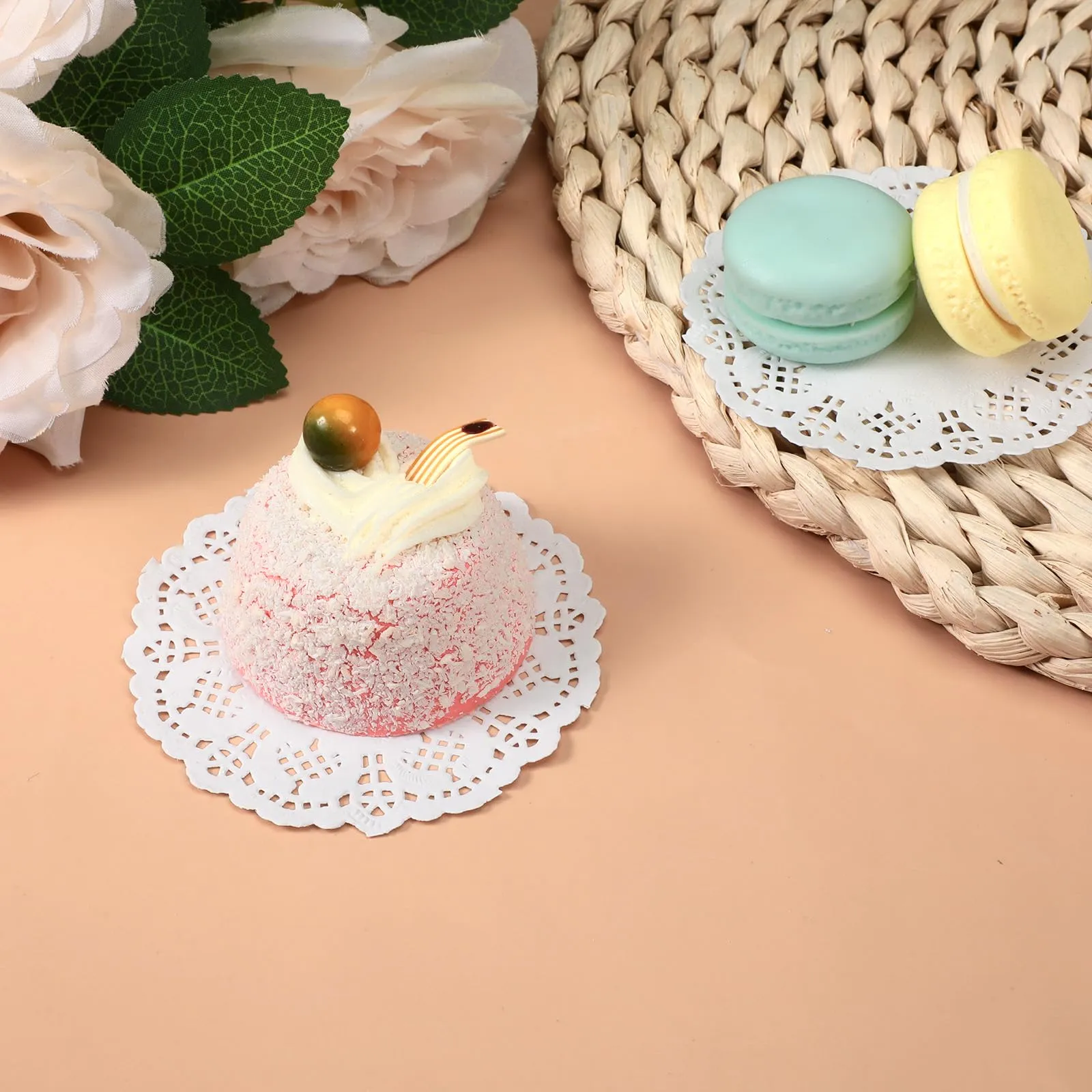 FdcLixuvol 200 pezzi di carta in pizzo per torte, 9 cm, per torte, rotonde, da cucina, per compleanni, matrimoni, feste, torte, pizze, piatti di carta, colore bianco - immagine 7