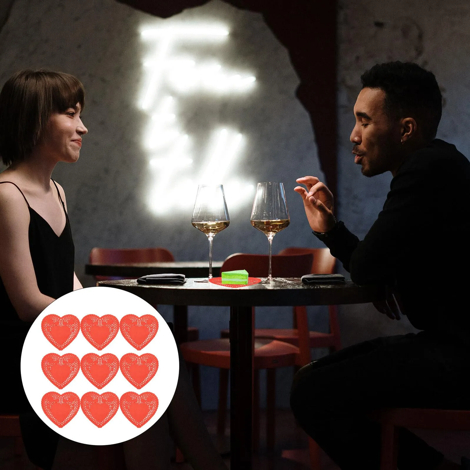 BESPORTBLE 100 Fogli Centrini in Pizzo a Forma di Cuore Rosso Mini Centrini di Carta per Torte e Dessert Decorazioni per Matrimoni e Feste Romantiche Sottobicchieri Monouso per Eventi e - immagine 3