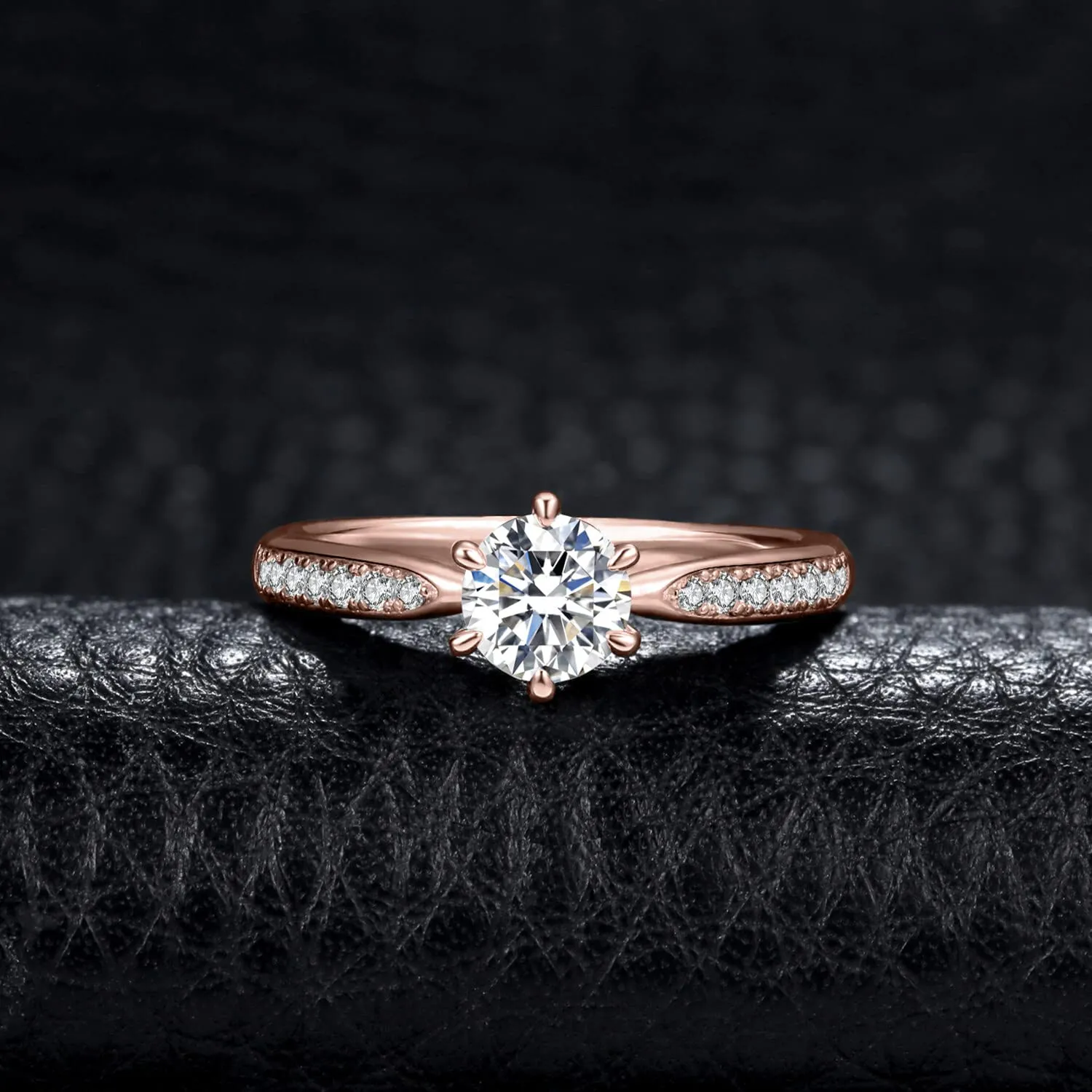 JewelryPalace 0.5ct Classico Anello Solitario Donna Argento 925 con Creato Moissanite, Diamante Simulato Anelli con Pietre Laterali, Semplice Fedine Fidanzamento in Oro Rosa Set Gioielli Donna 19.5 - immagine 2