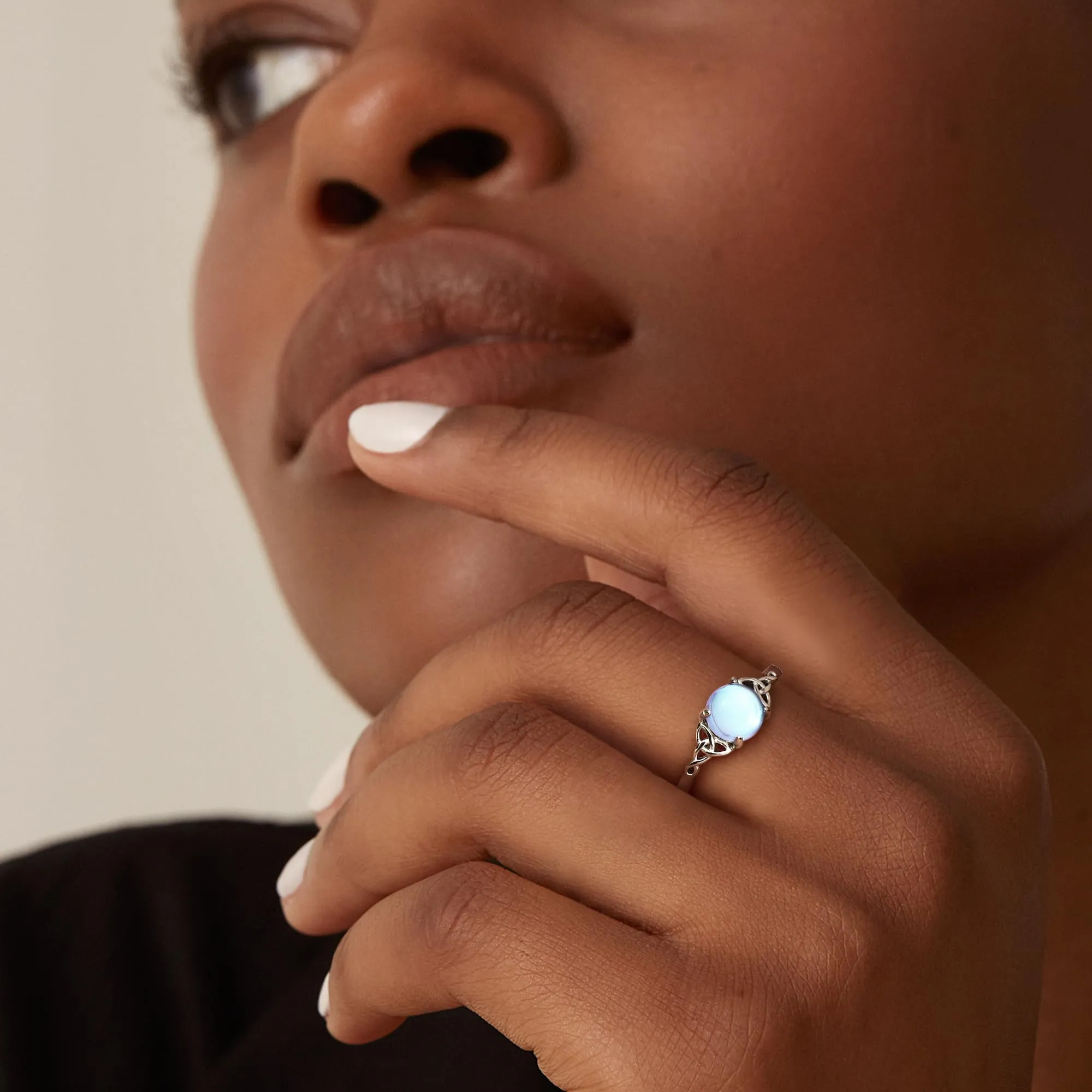 Milacolato Argento 925 Anello Regolabile per Donna - Pietre di Luna CZ con Triangolo Celtico Vintage, Cuore Ovale Rotondo Gioielli - immagine 2
