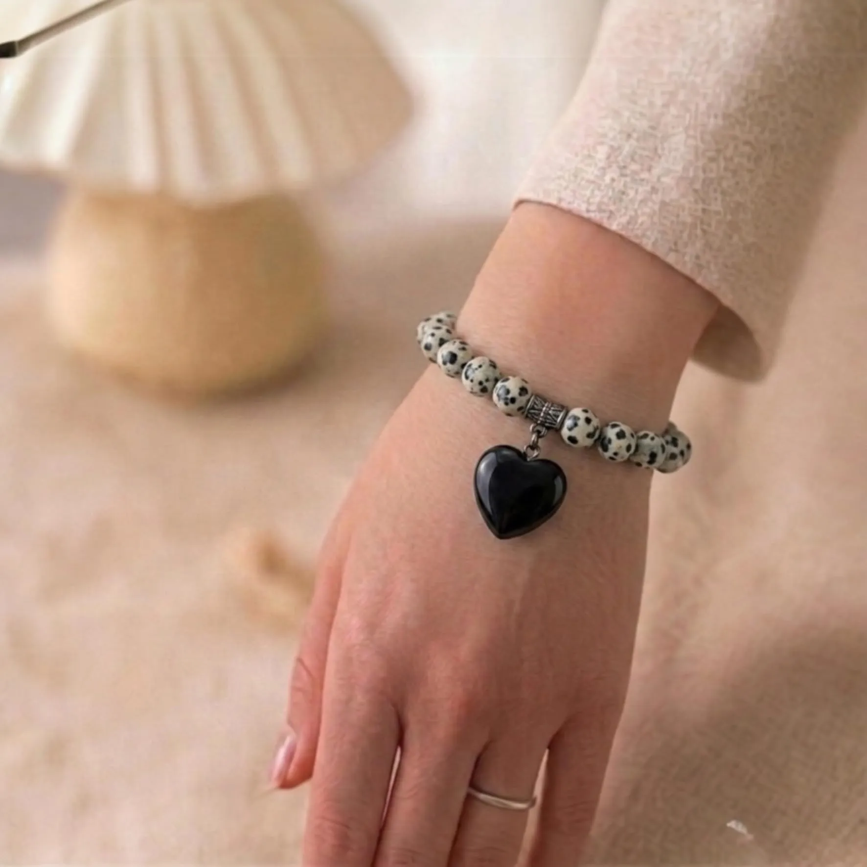 Bracciale con Pietre Naturali Vere e Ciondolo a Cuore ossidiana, Energia Positiva, Armonia Interiore e Protezione Spirituale, Amore e Benessere Diaspro Dalmata - immagine 3