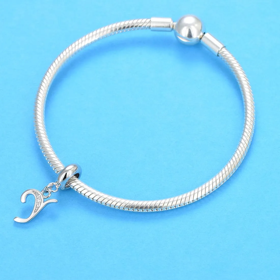 Charm in argento Sterling 925 con ciondolo a forma di lettera dell'alfabeto, utilizzabile come iniziale o per formare parole, compatibile con bracciali Pandora Y - immagine 3