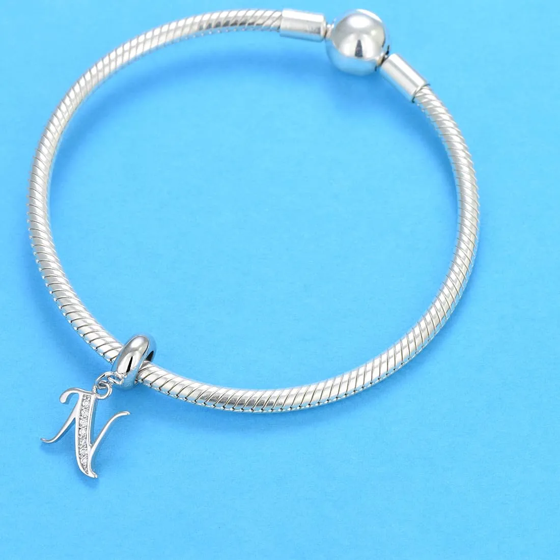 Charm in argento Sterling 925 con ciondolo a forma di lettera dell'alfabeto, utilizzabile come iniziale o per formare parole, compatibile con bracciali Pandora N - immagine 4