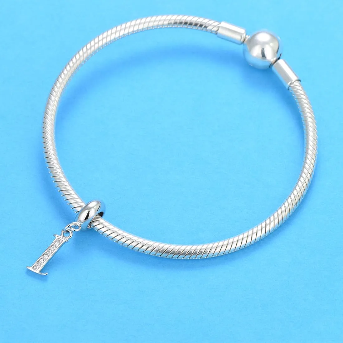 Charm in argento Sterling 925 con ciondolo a forma di lettera dell'alfabeto, utilizzabile come iniziale o per formare parole, compatibile con bracciali Pandora I - immagine 3