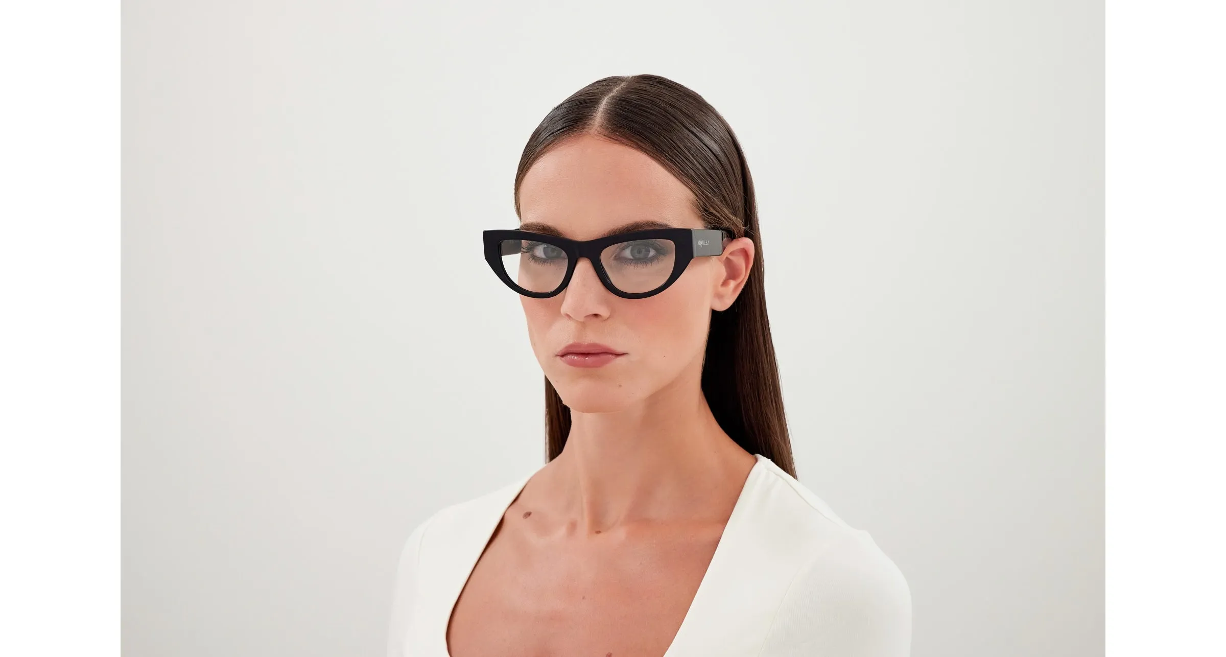 Alexander McQueen AM0512O 001 Montature da vista Acetato Nero Trasparente Cat Eye - immagine 4