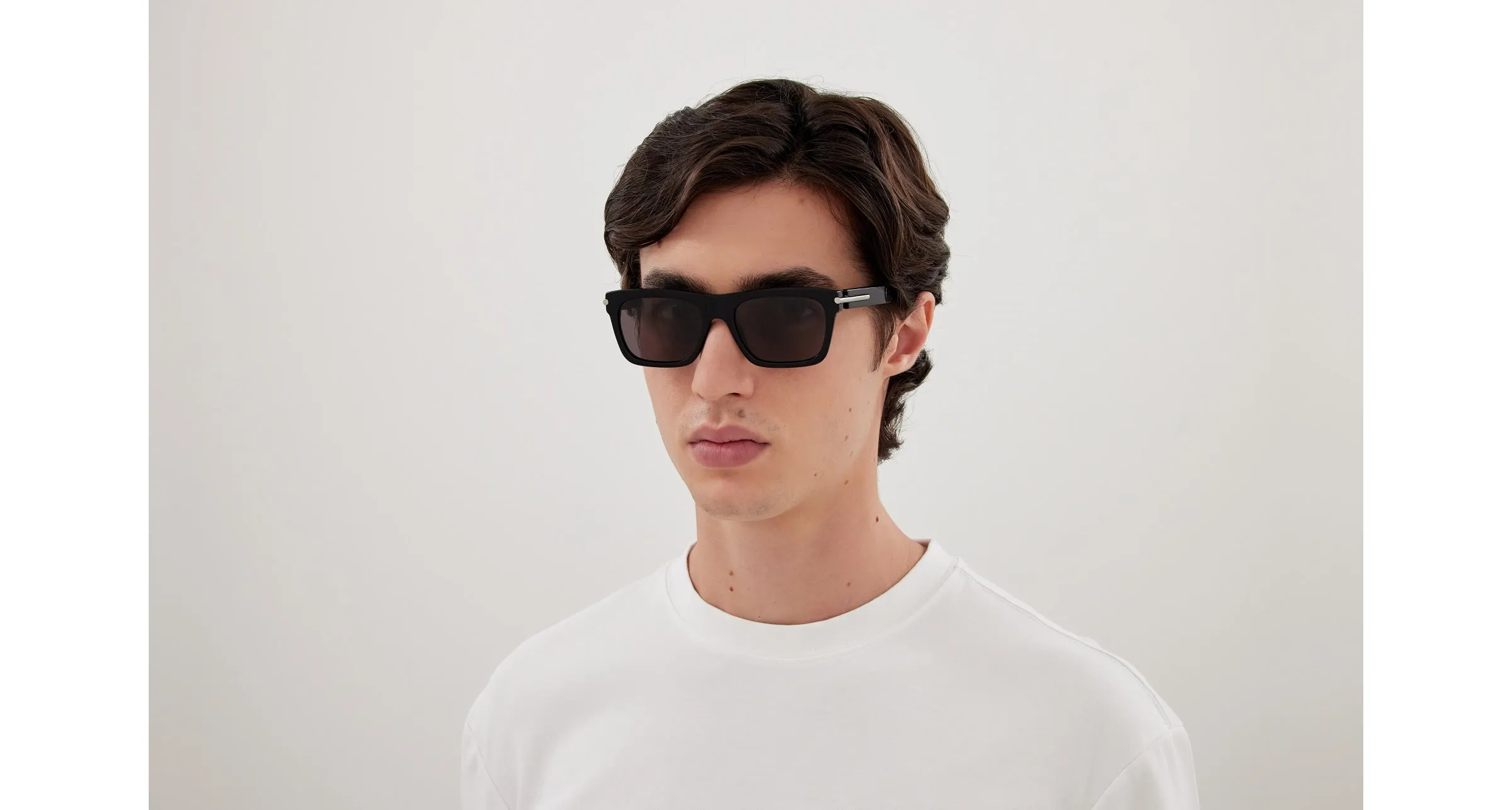 Alexander McQueen AM0495S 001 Occhiali da sole Acetato Nero Grigio Squadrata - immagine 4