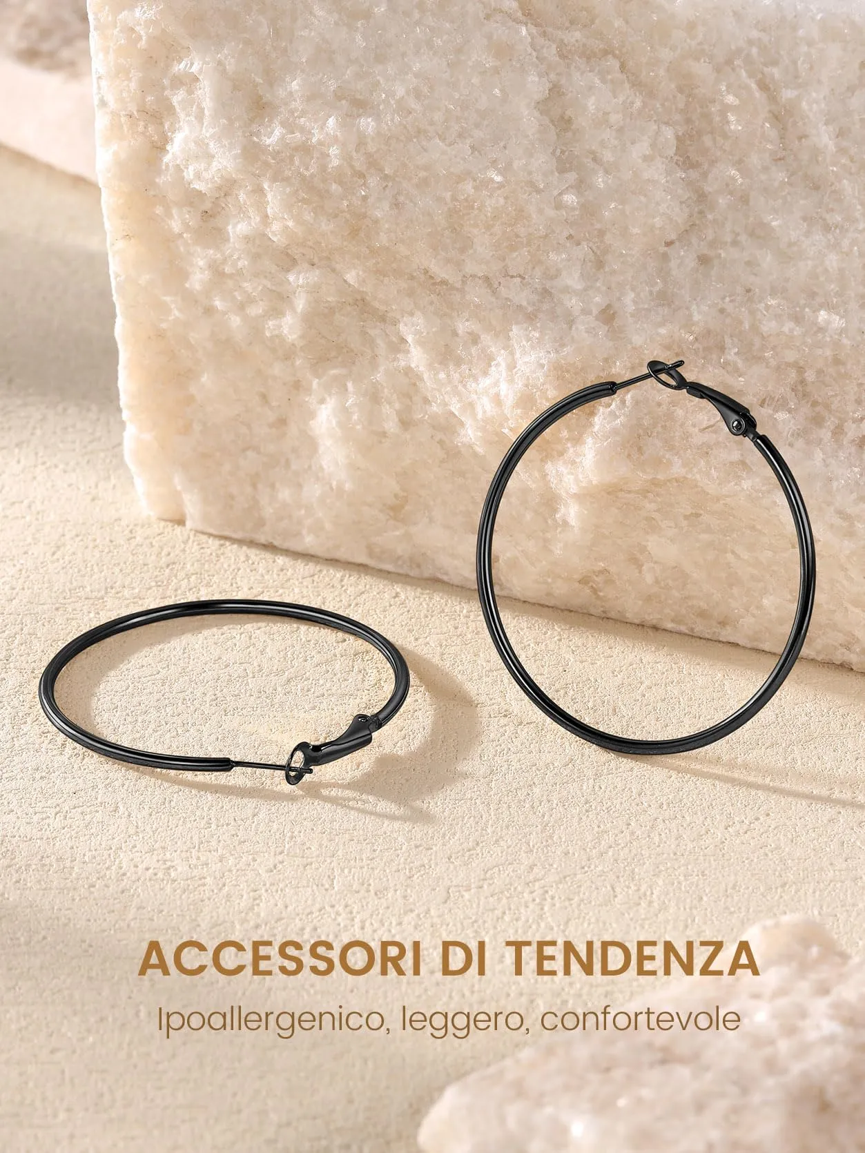 GoldChic Orecchini Cerchio Media 50mm Nero in Acciaio Inox - immagine 3