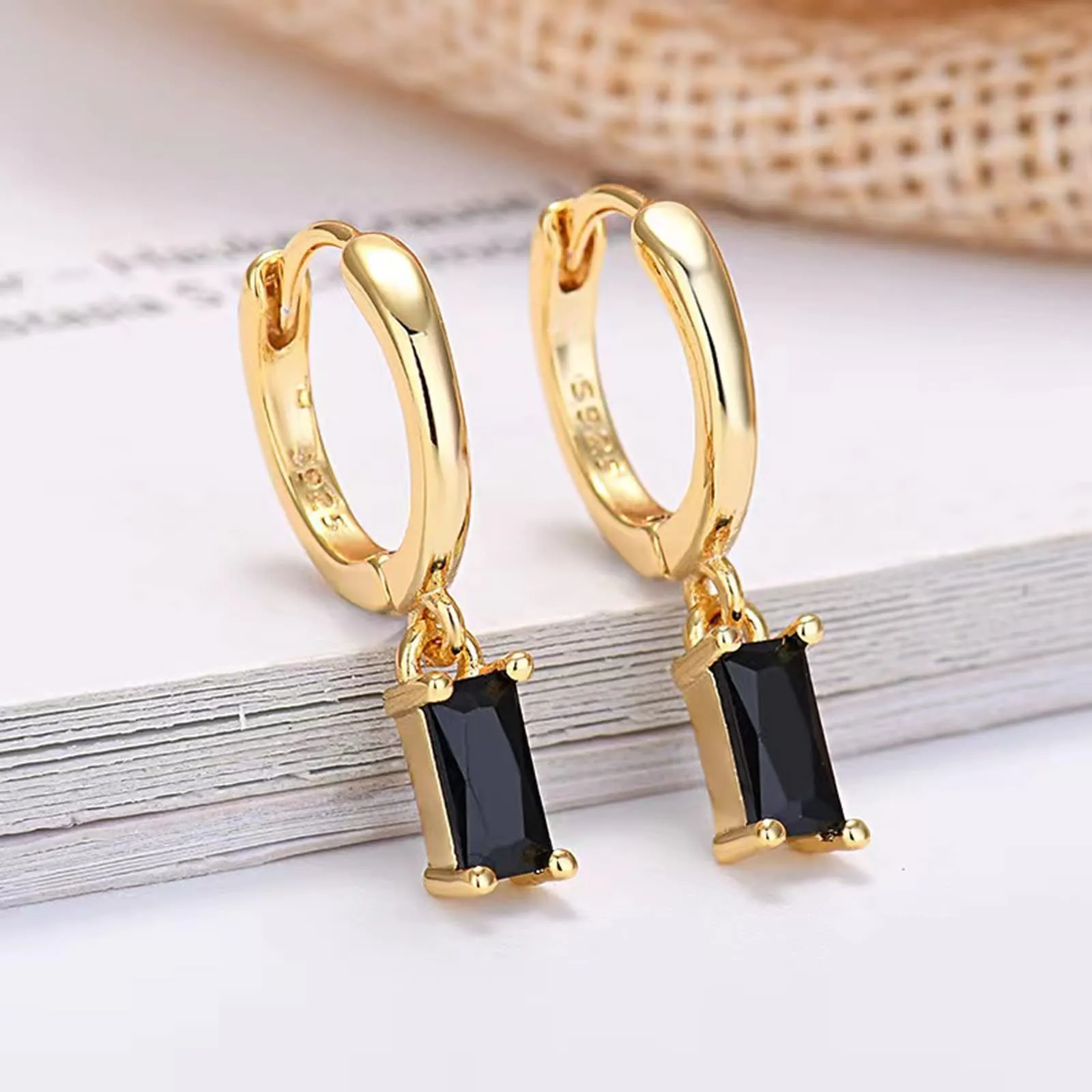 Orecchini creoli in oro da donna con pendente verde, orecchini a cerchio in oro 14 carati, unisex, 2 pezzi - immagine 5