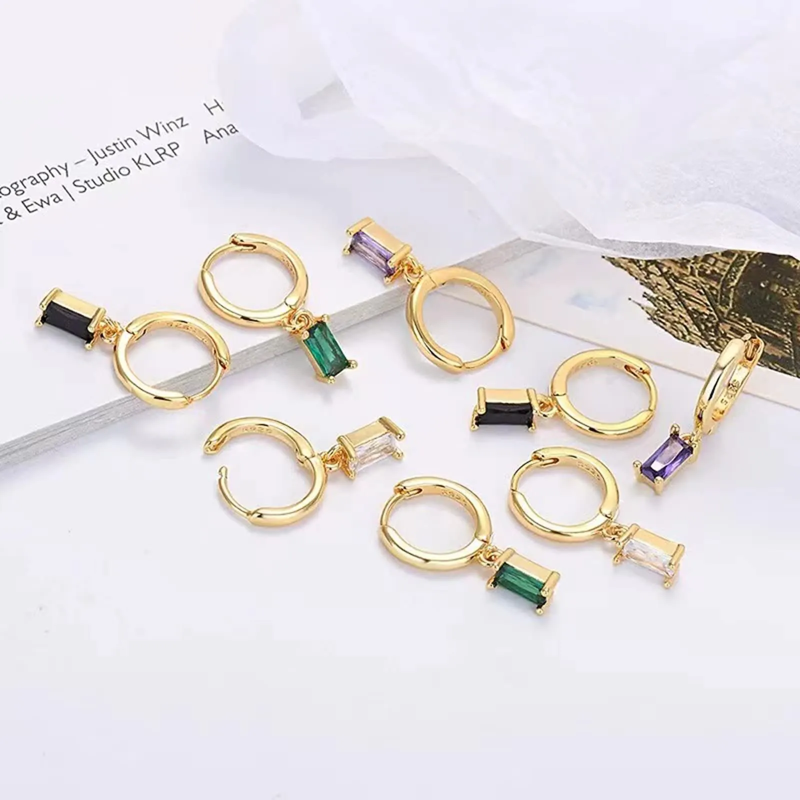 Orecchini creoli in oro da donna con pendente verde, orecchini a cerchio in oro 14 carati, unisex, 2 pezzi - immagine 9