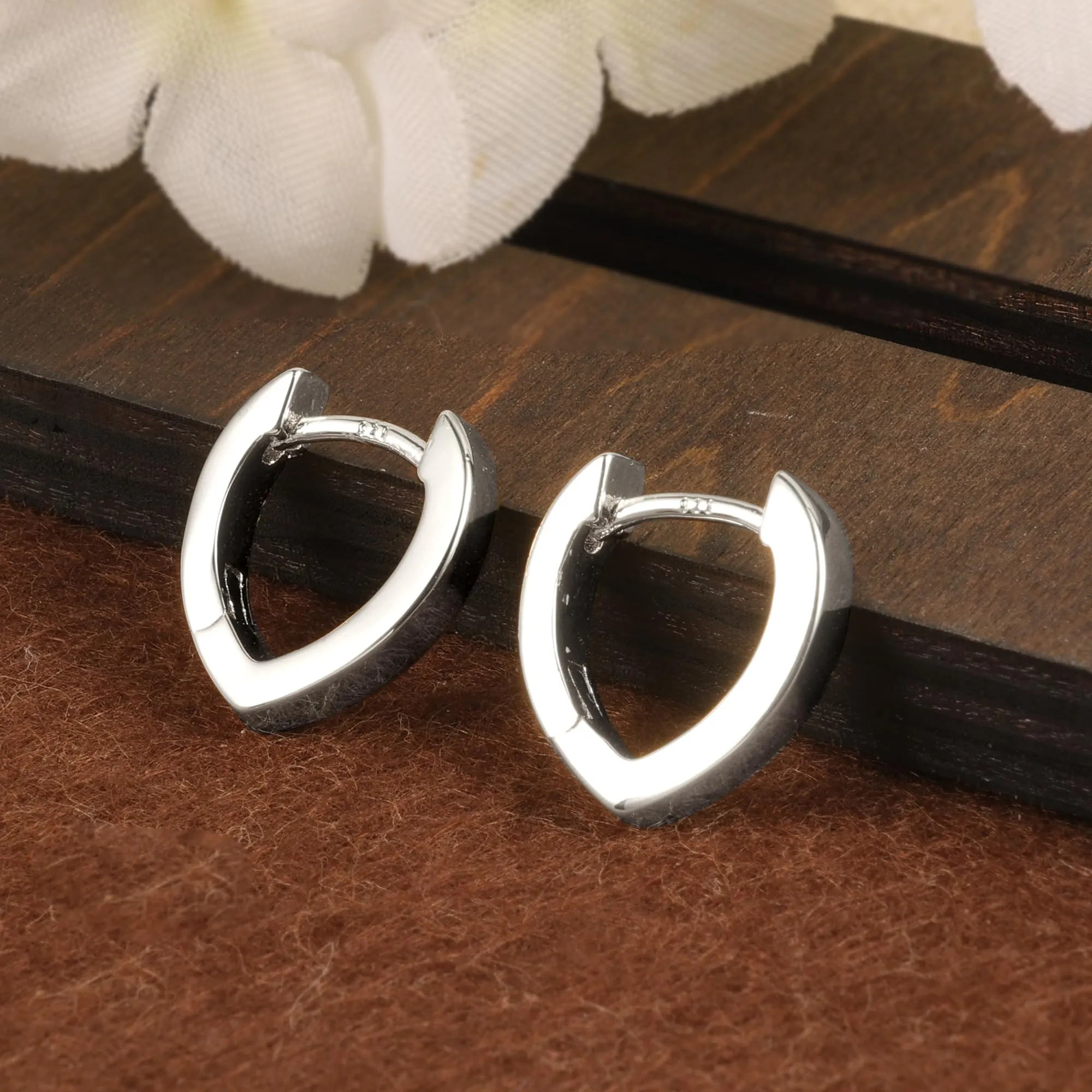 ALEXCRAFT Orecchini Cerchio Donna Argento Cuore Ovale Lucido Huggie - immagine 5