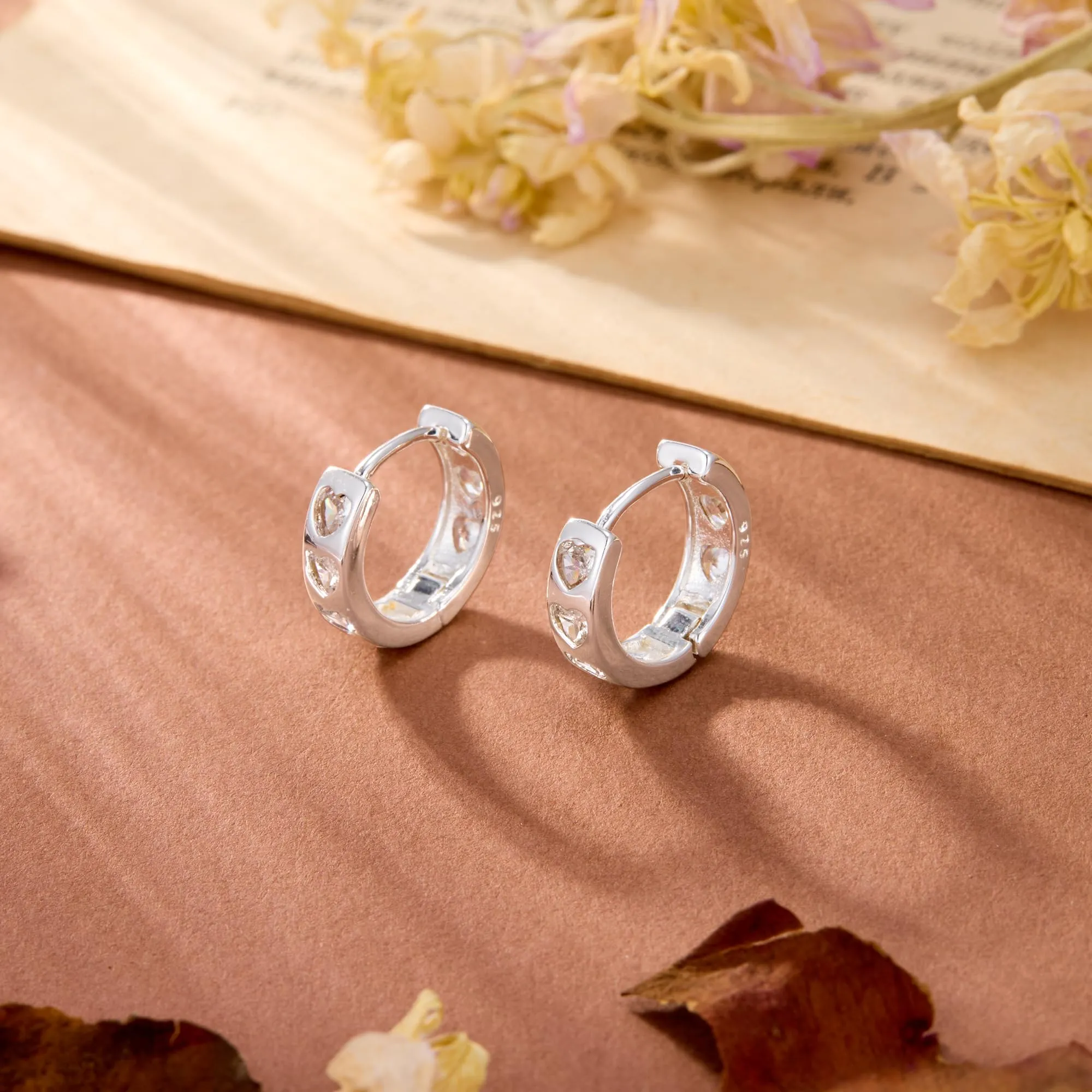 ALEXCRAFT Orecchini Donna Cerchio Argento Cuore con Zirconi Huggie - immagine 6