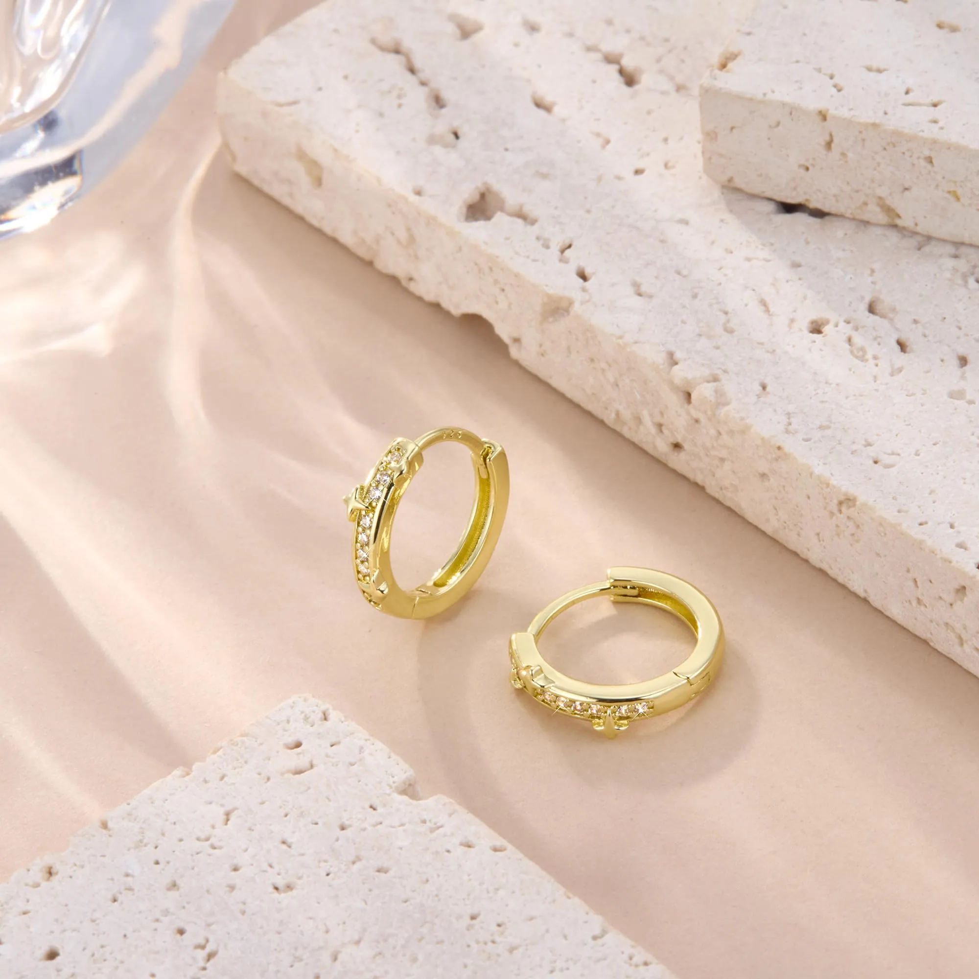 ALEXCRAFT Orecchini Cerchio Donna Oro 14K Stella Zirconi Huggie - immagine 3