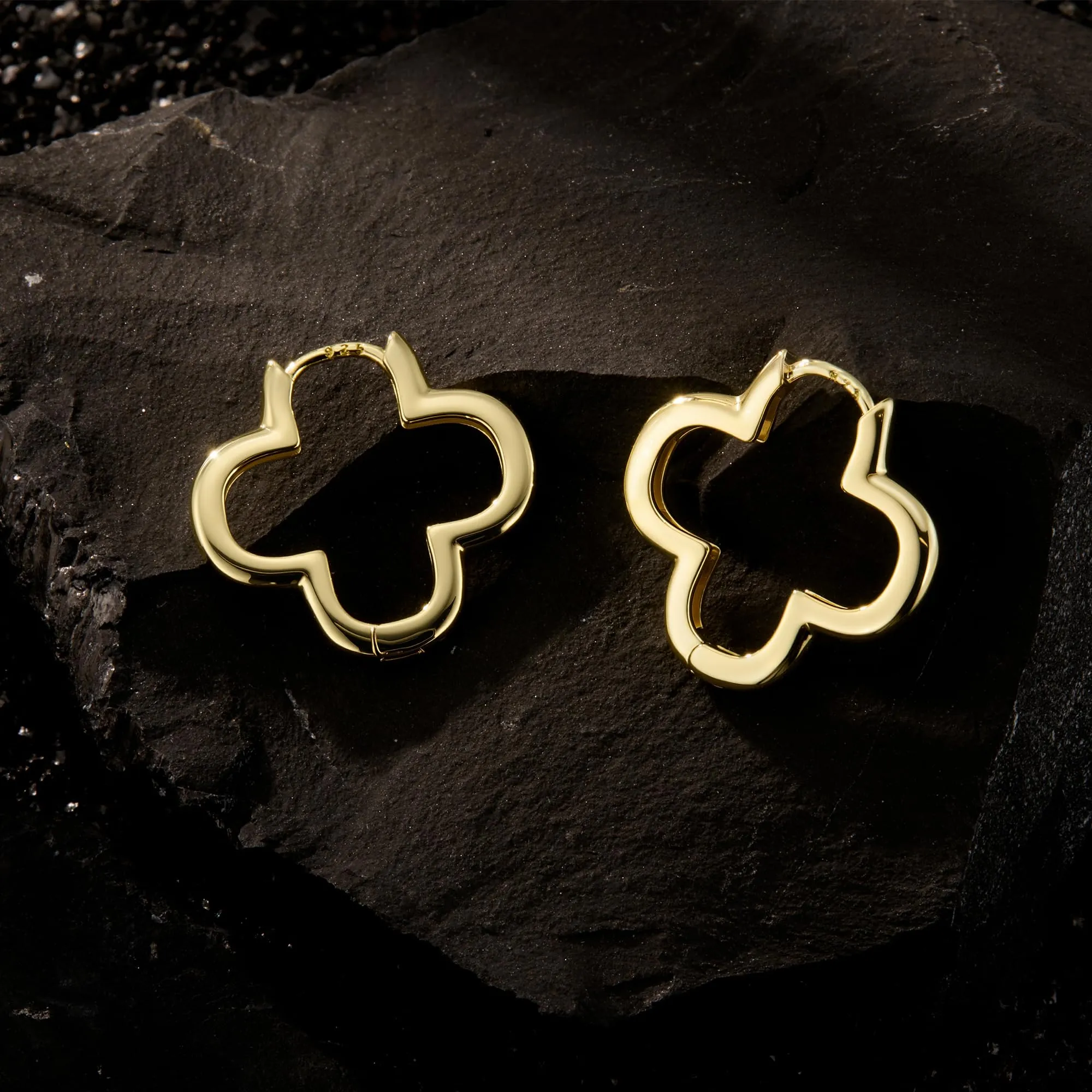 ALEXCRAFT Orecchini Donna Cerchio Oro 14K Quadrifoglio Lucido Huggie - immagine 6