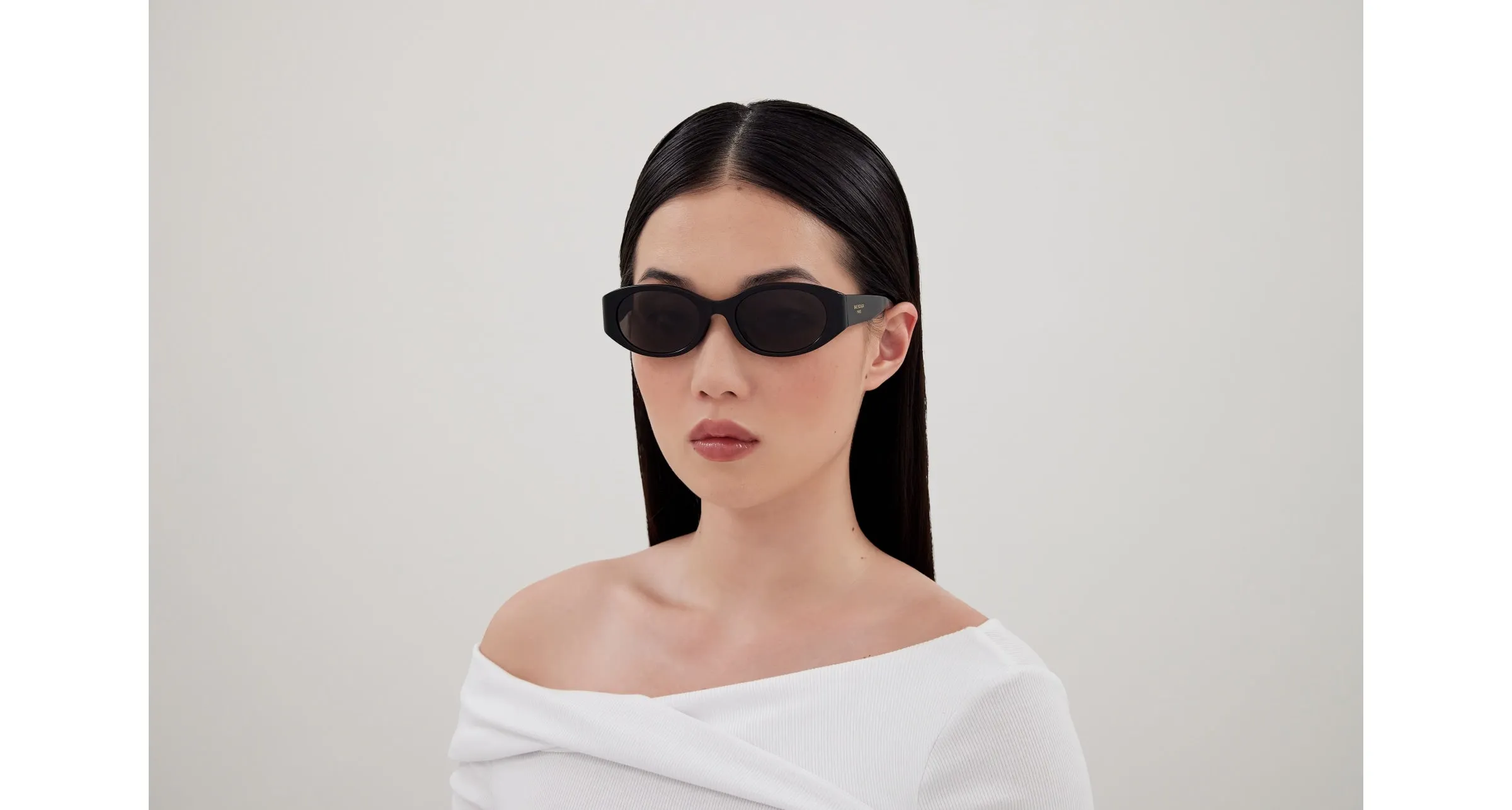 Balenciaga BB0369SK 001 Occhiali da sole Acetato Nero Grigio Rotonda - immagine 4