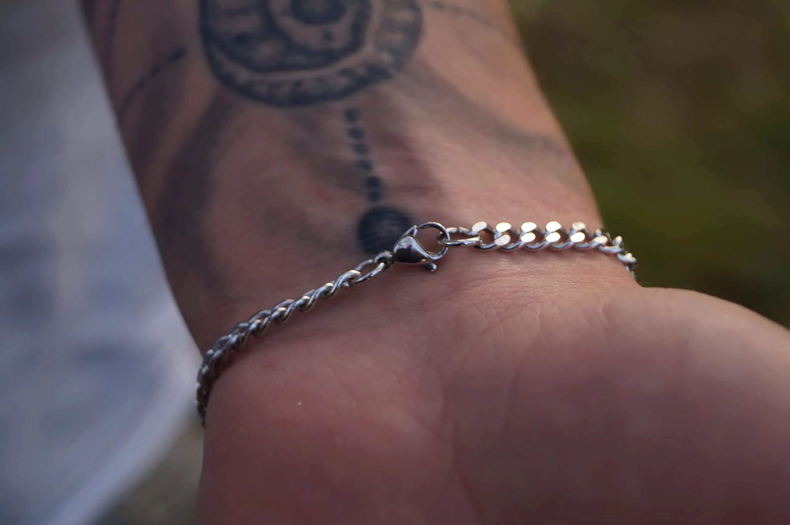 Made by Nami Bracciale Uomo Acciaio Inossidabile Cuban Link - Braccialetto Elegante con Moschettone Sicuro - Gioielli Uomo 18-22cm Argentato - immagine 4