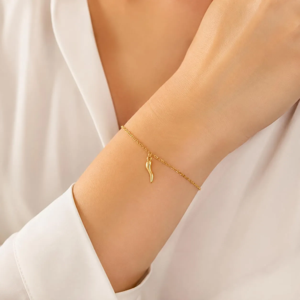 Louis Ciocchetti Bracciale in Acciaio con Corno Portafortuna – Bracciale Regolabile Uomo e Donna con Chiusura a Moschettone, Lunghezza 16 cm + 5 cm - immagine 4